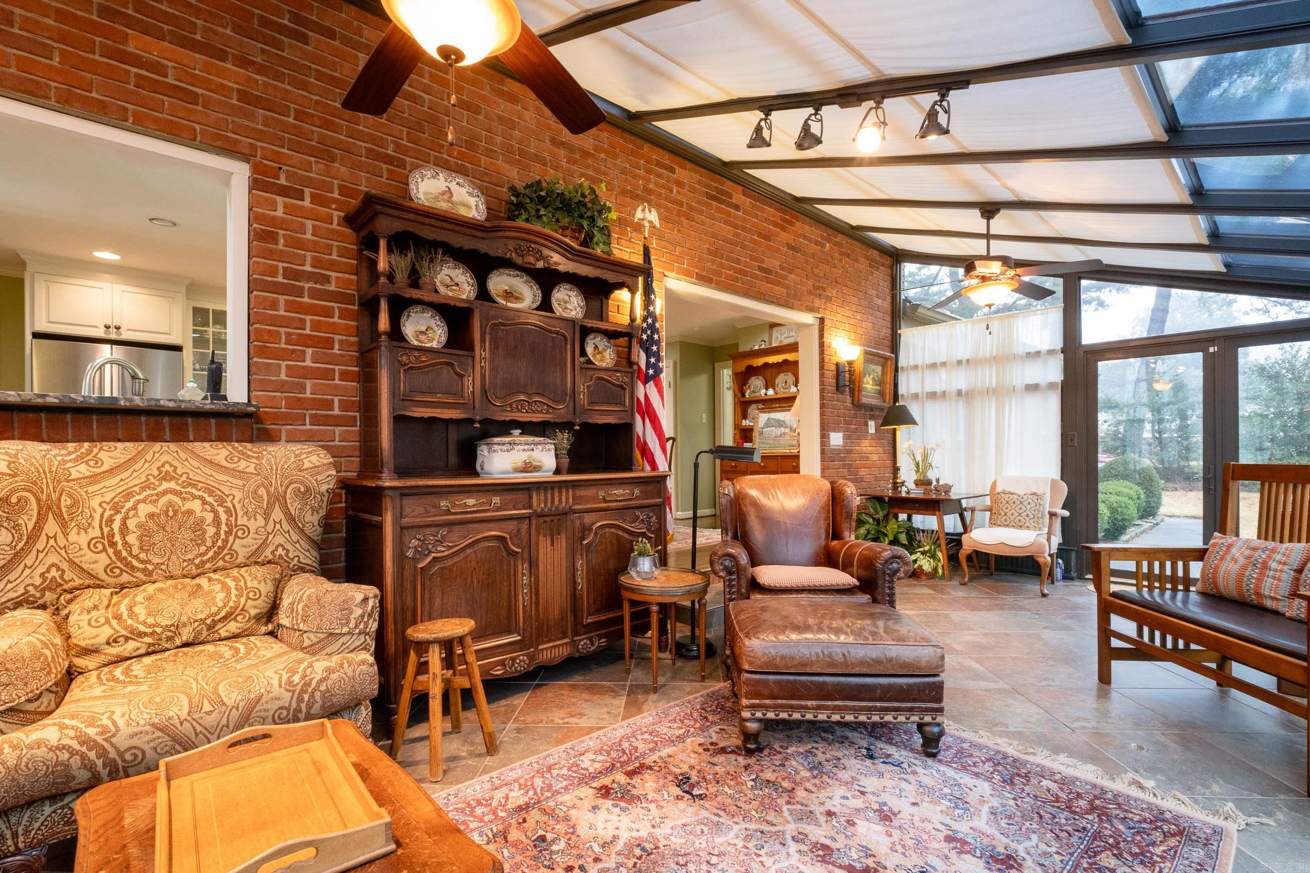 PLEASANT VALLEY - Residential