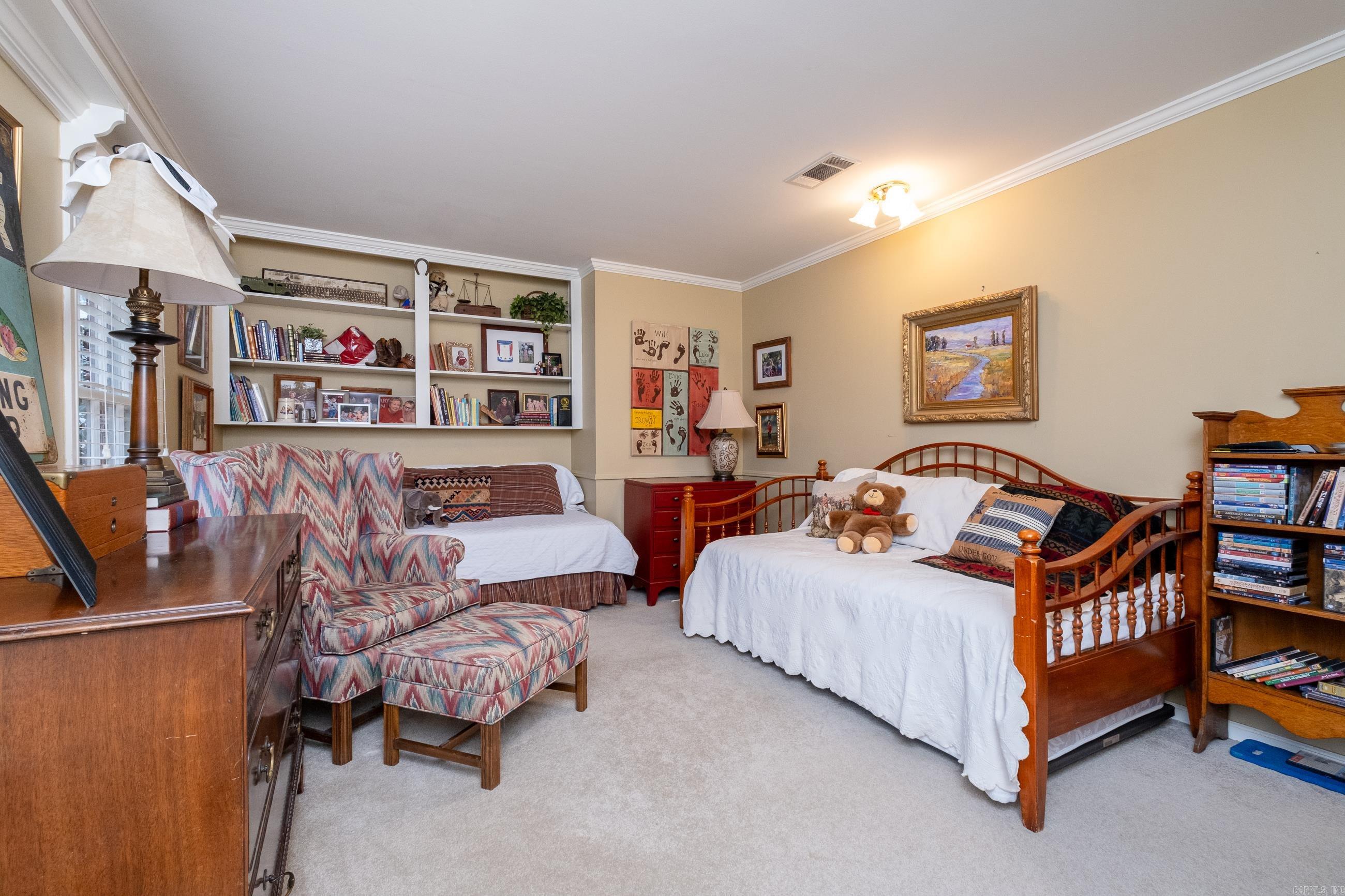 PLEASANT VALLEY - Residential