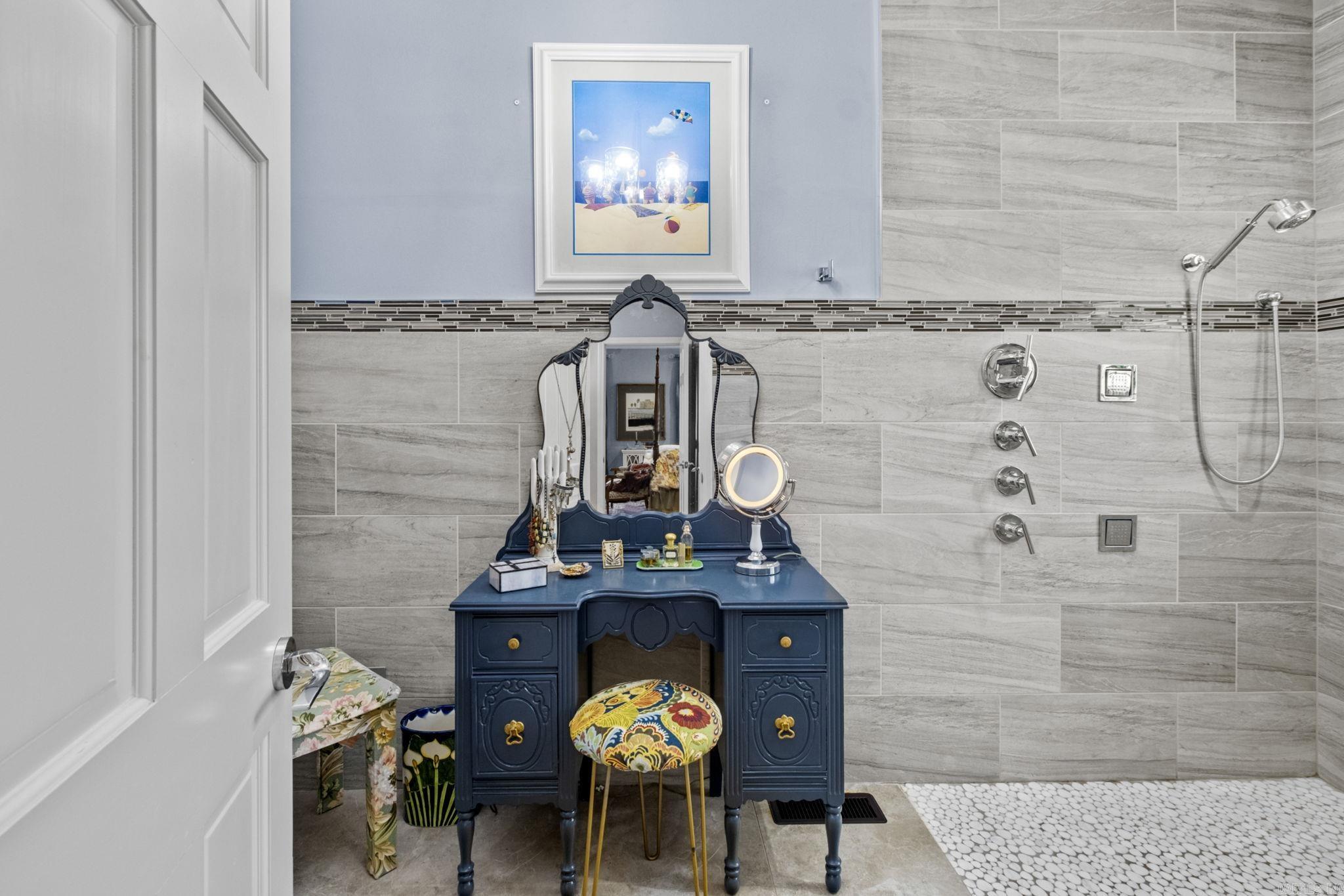 WINDSOR VALLEY ADDN - Residential