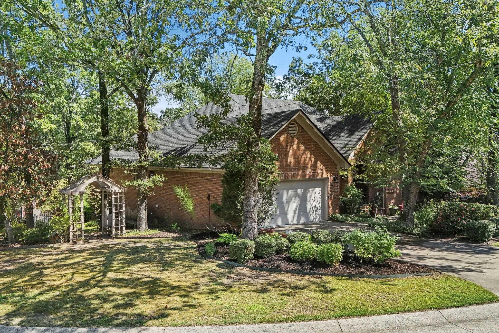 WINDSOR VALLEY ADDN - Residential