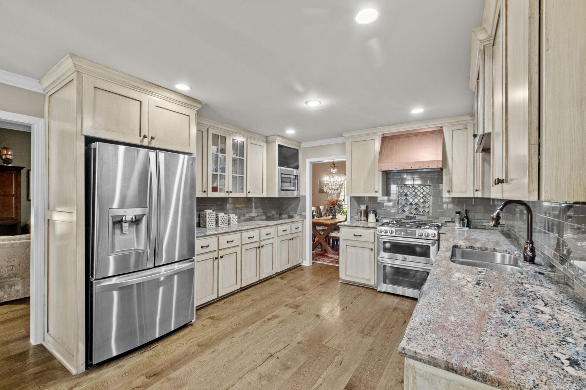 WINDSOR VALLEY ADDN - Residential