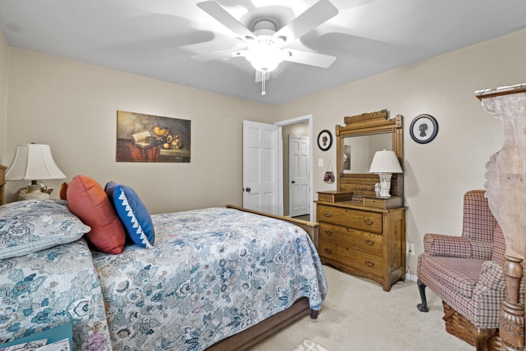 WINDSOR VALLEY ADDN - Residential