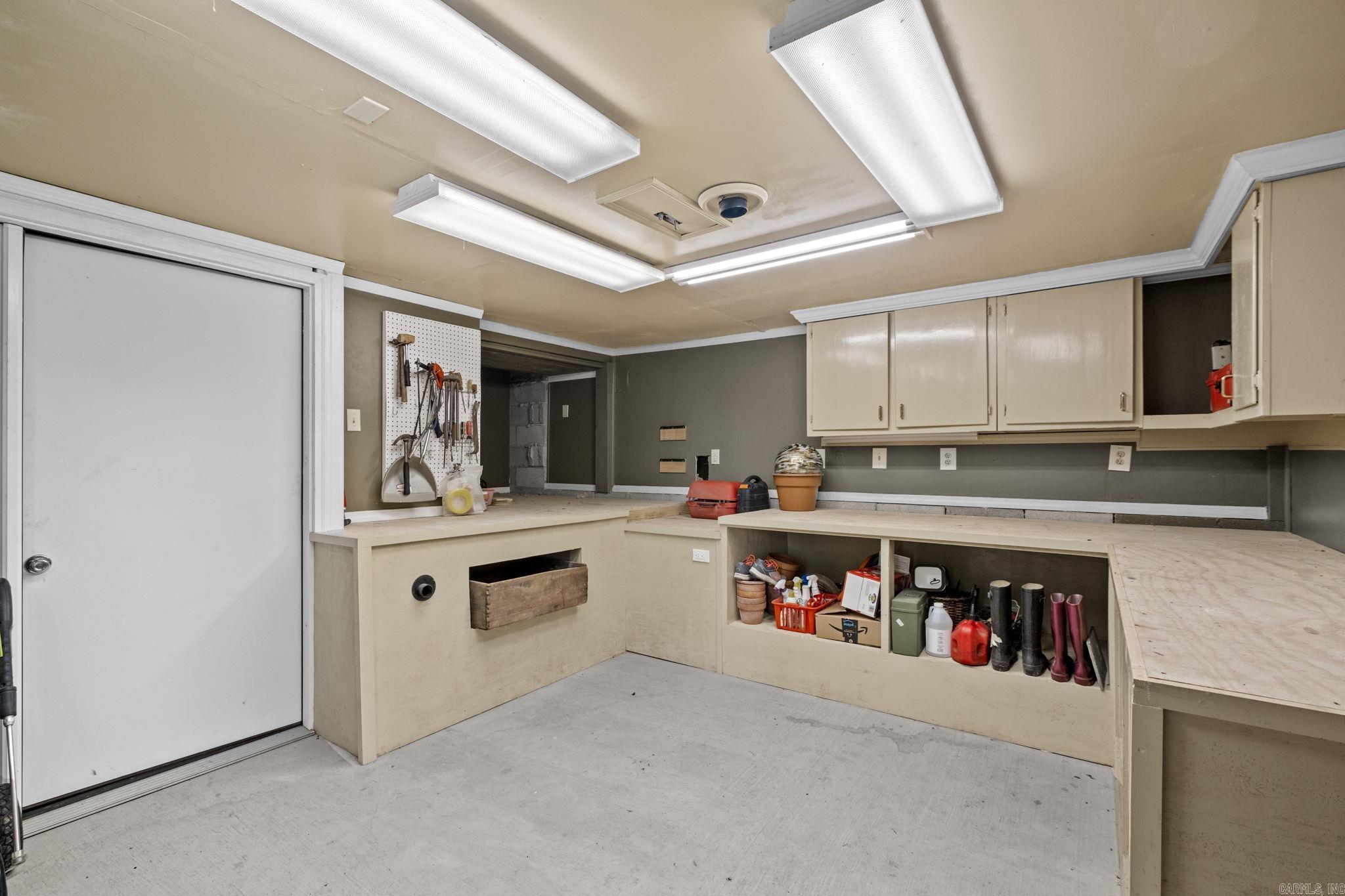 WINDSOR VALLEY ADDN - Residential