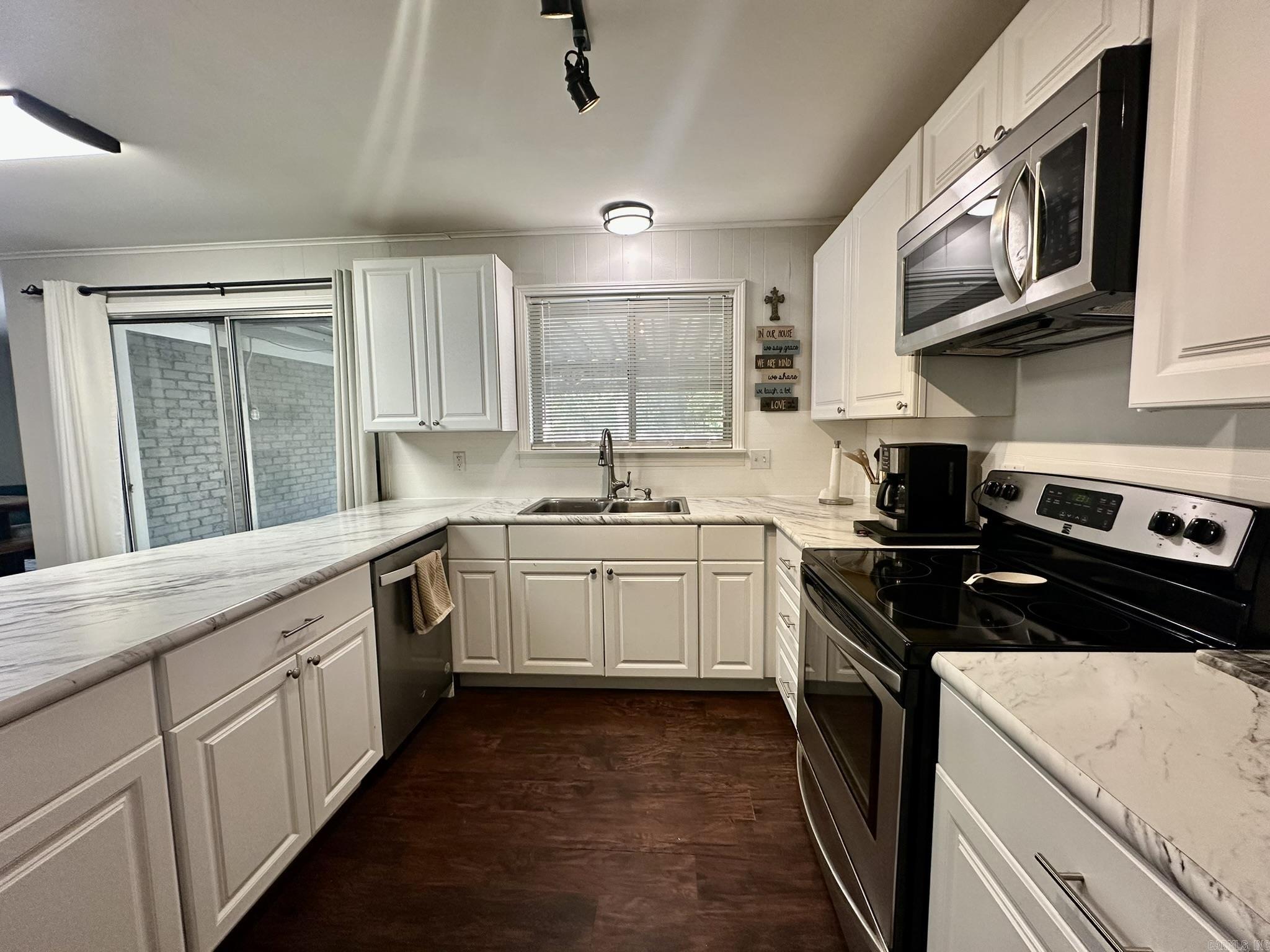 FOREST PARK G - Residential