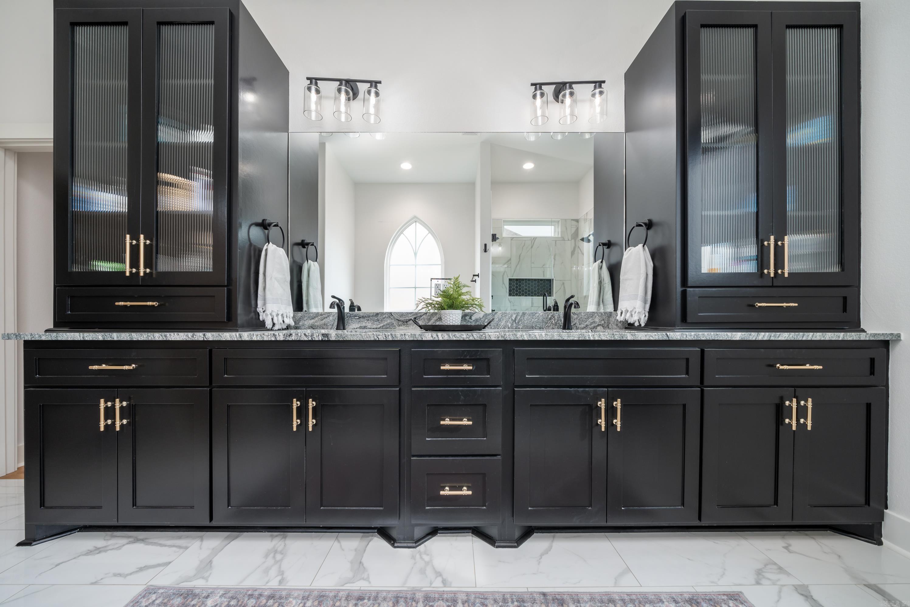 THE POINTE HURRICANE ESTATES - Residential