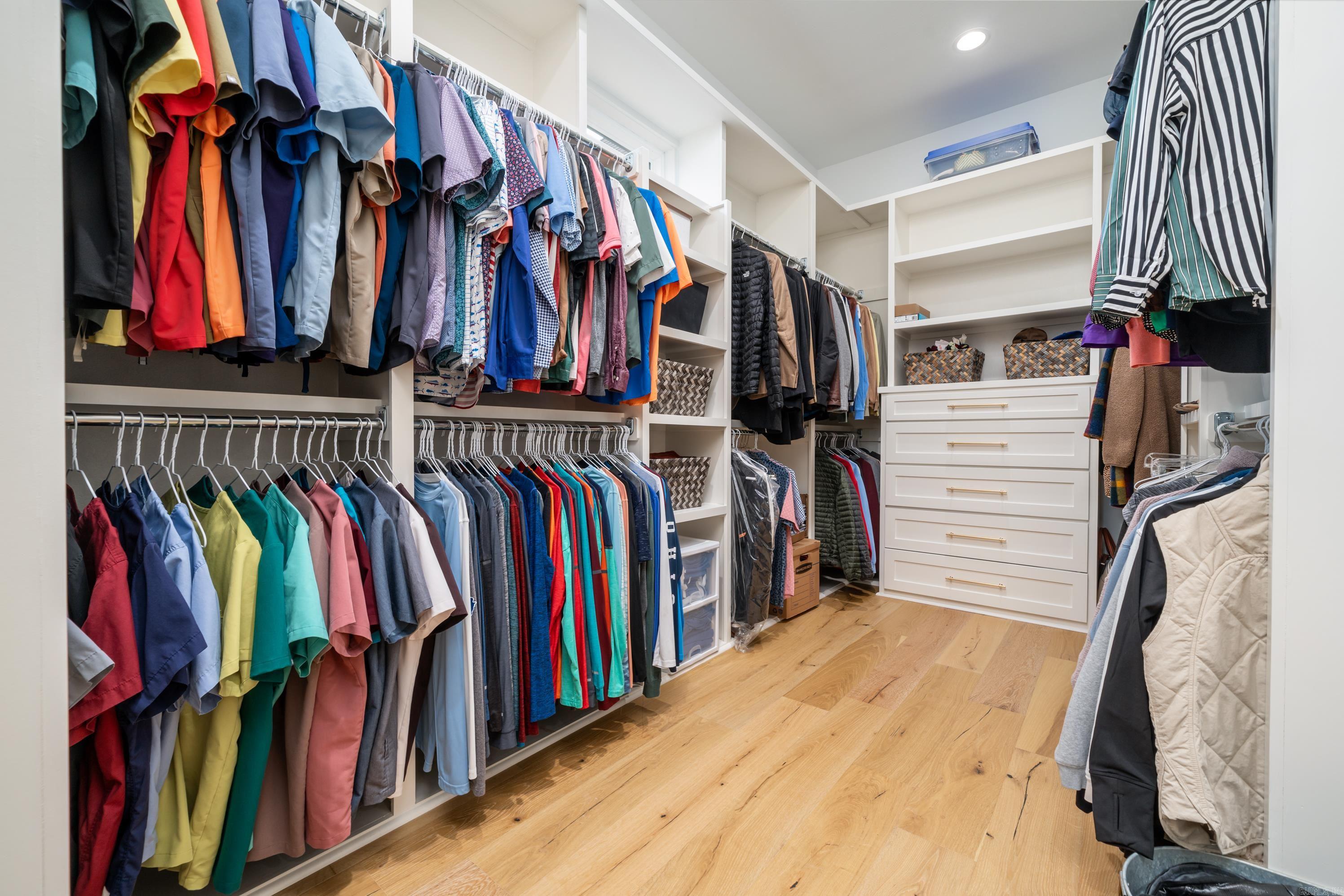 THE POINTE HURRICANE ESTATES - Residential