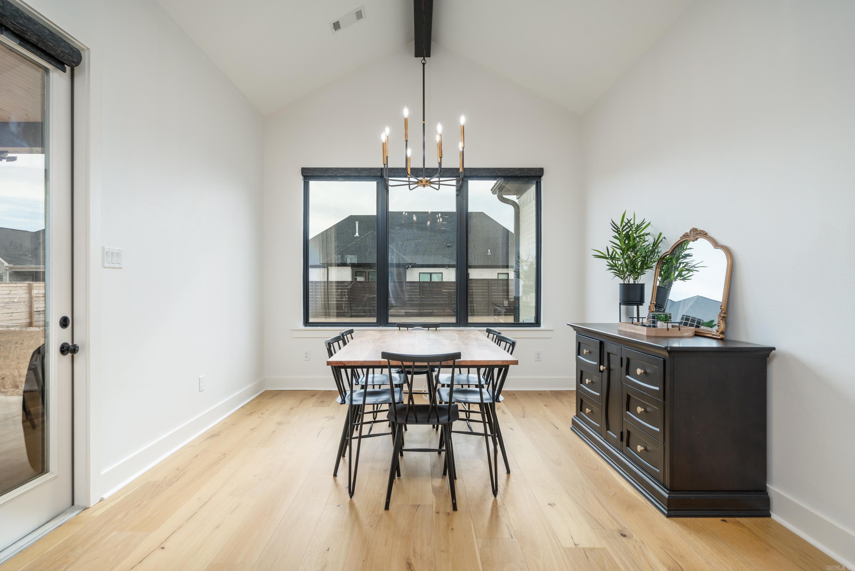 THE POINTE HURRICANE ESTATES - Residential