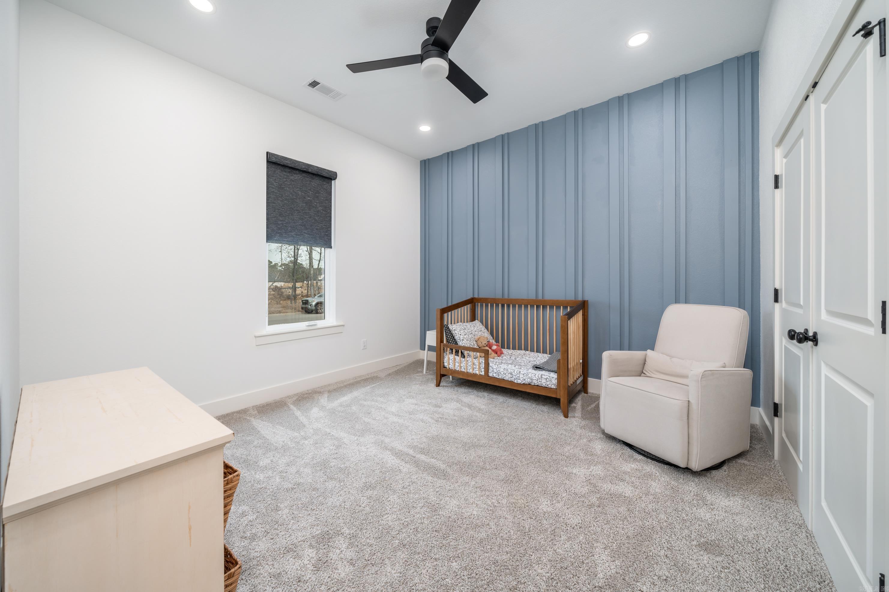 THE POINTE HURRICANE ESTATES - Residential