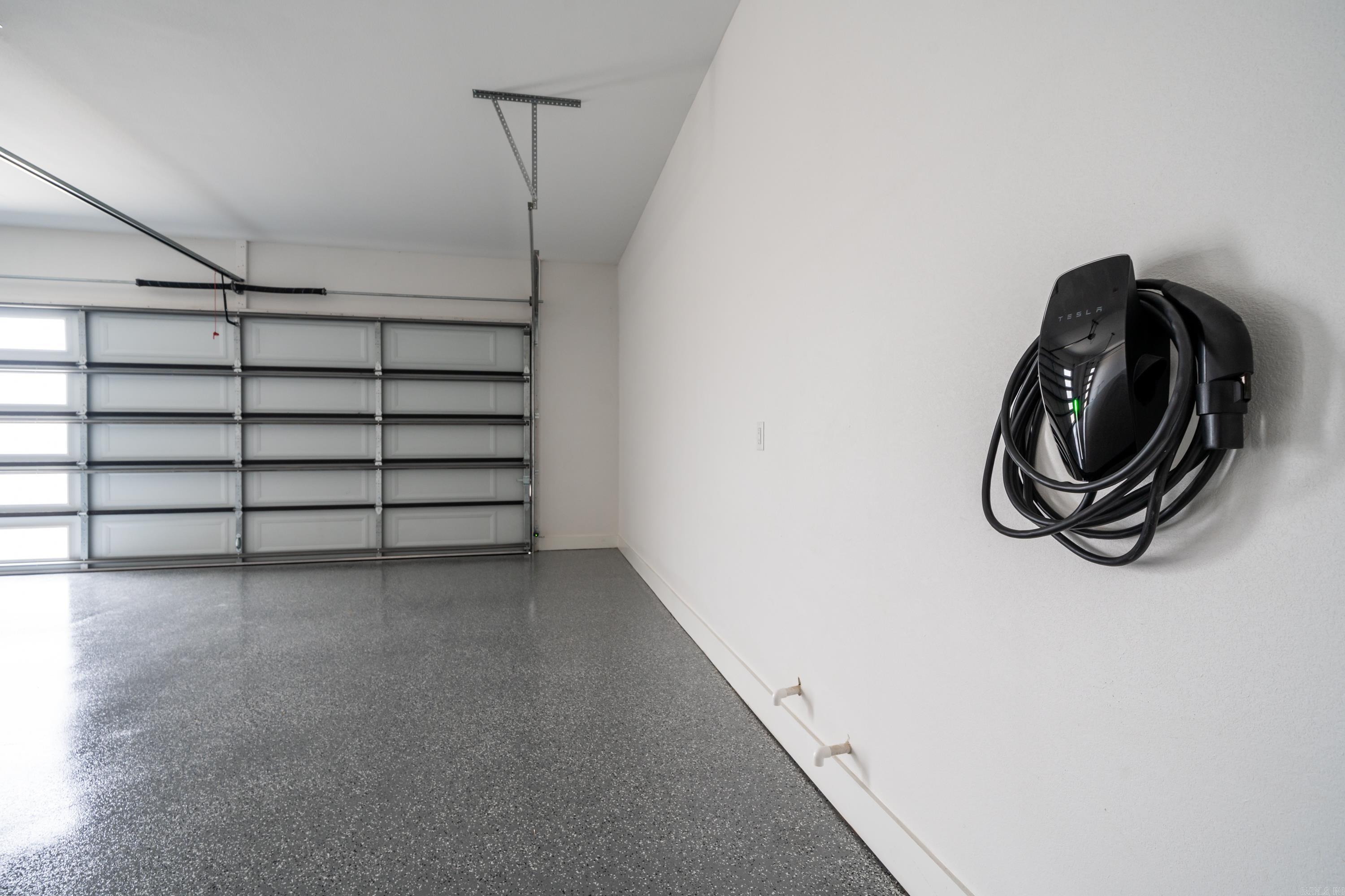 THE POINTE HURRICANE ESTATES - Residential