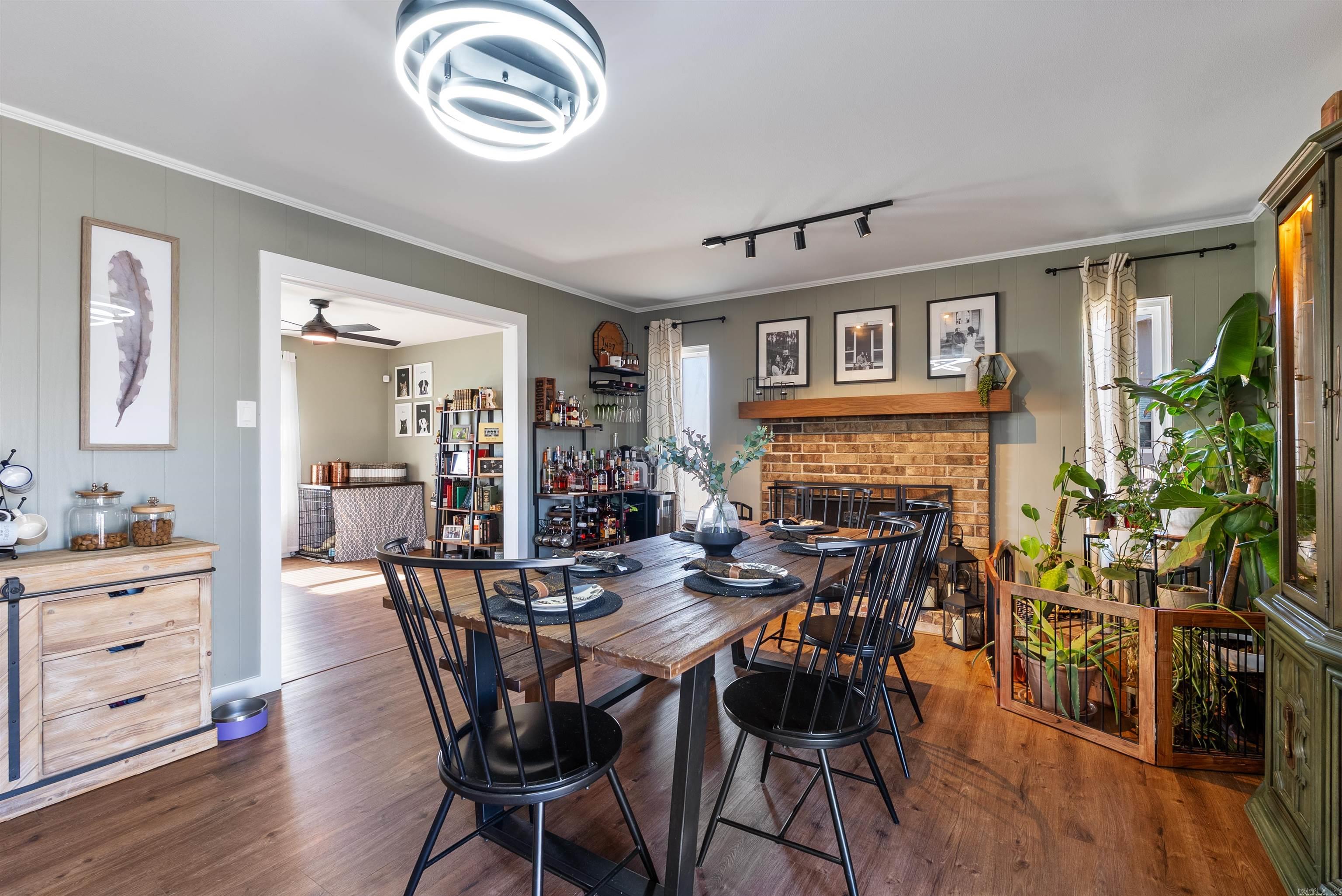 WALNUT VALLEY - Residential