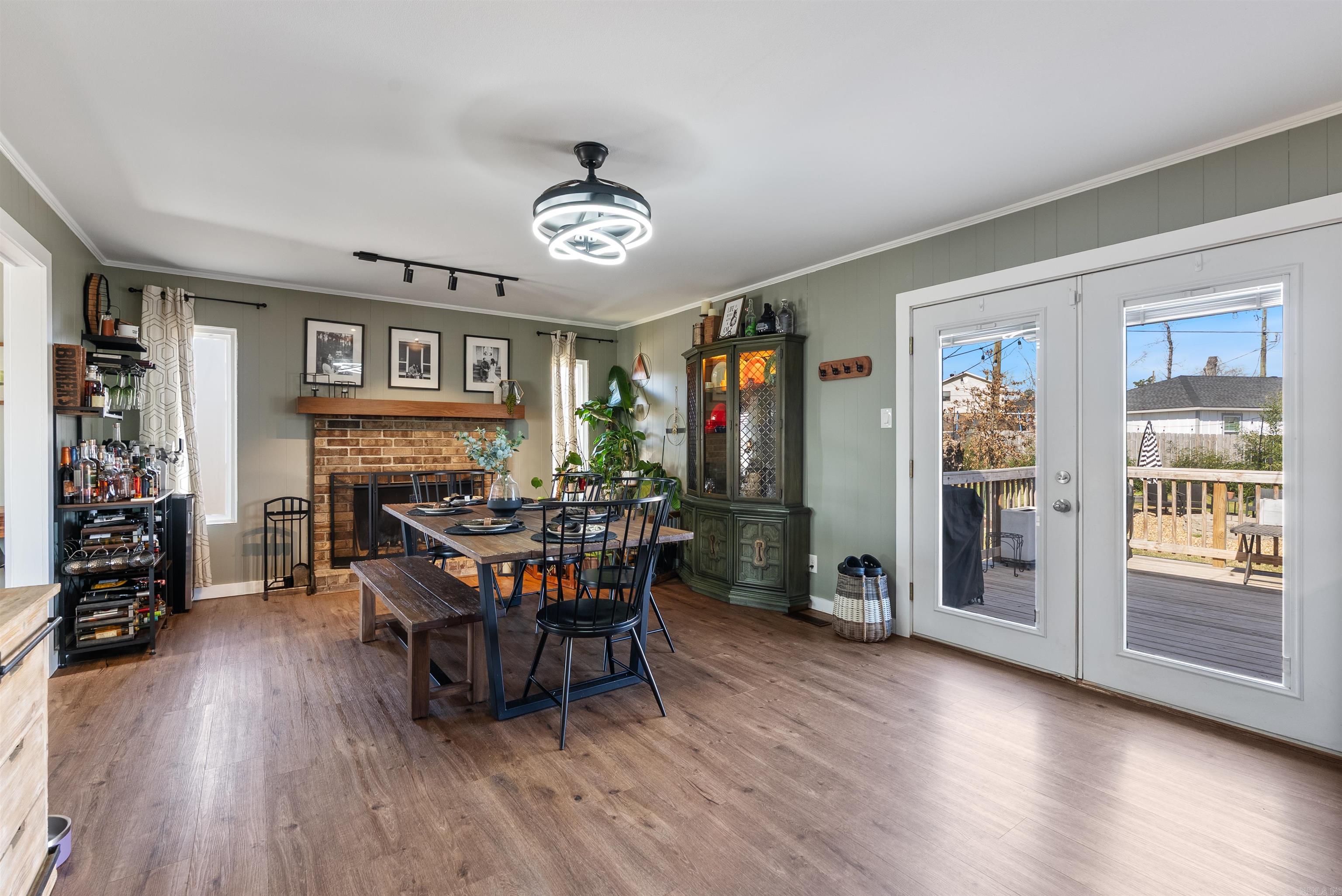 WALNUT VALLEY - Residential