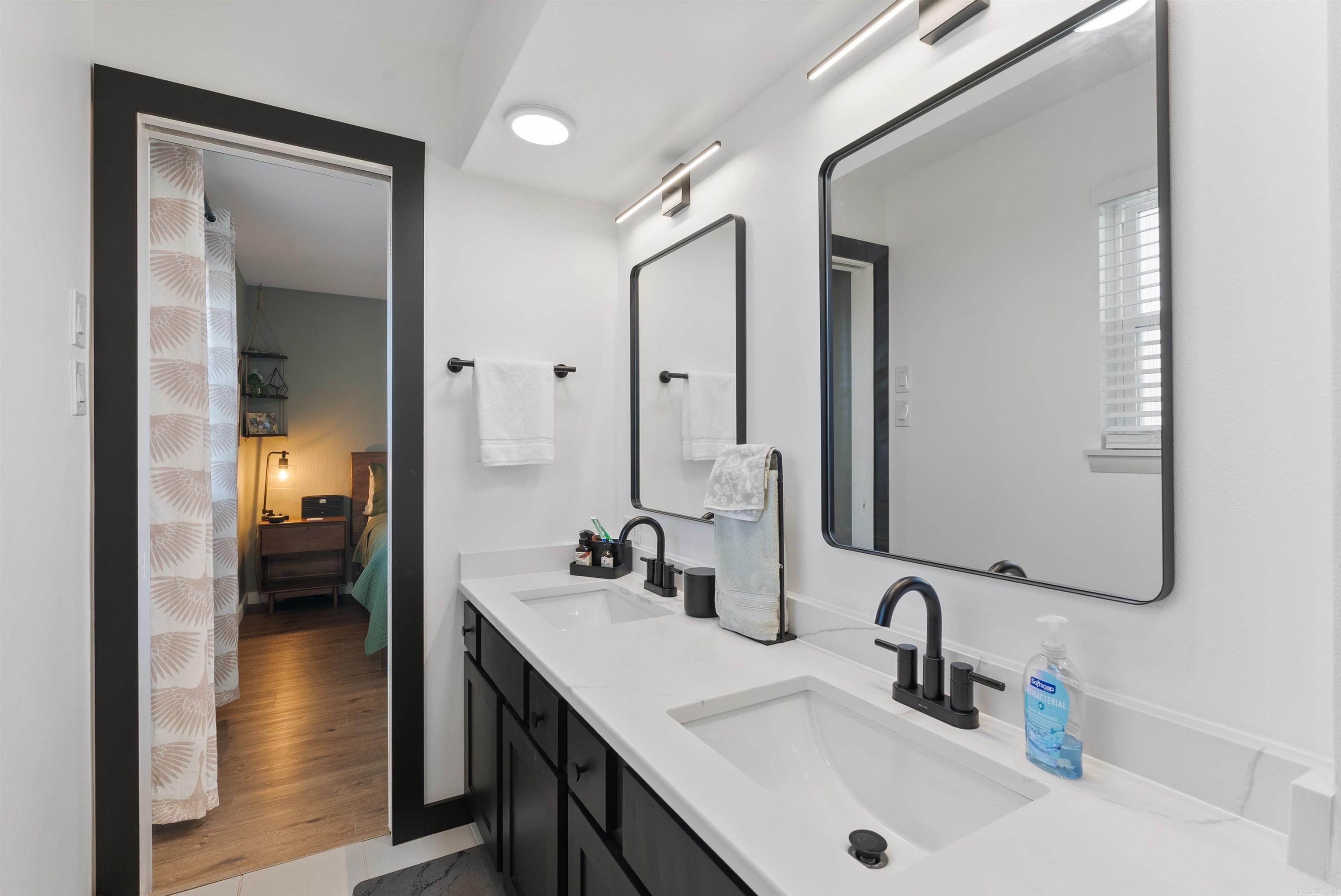 WALNUT VALLEY - Residential