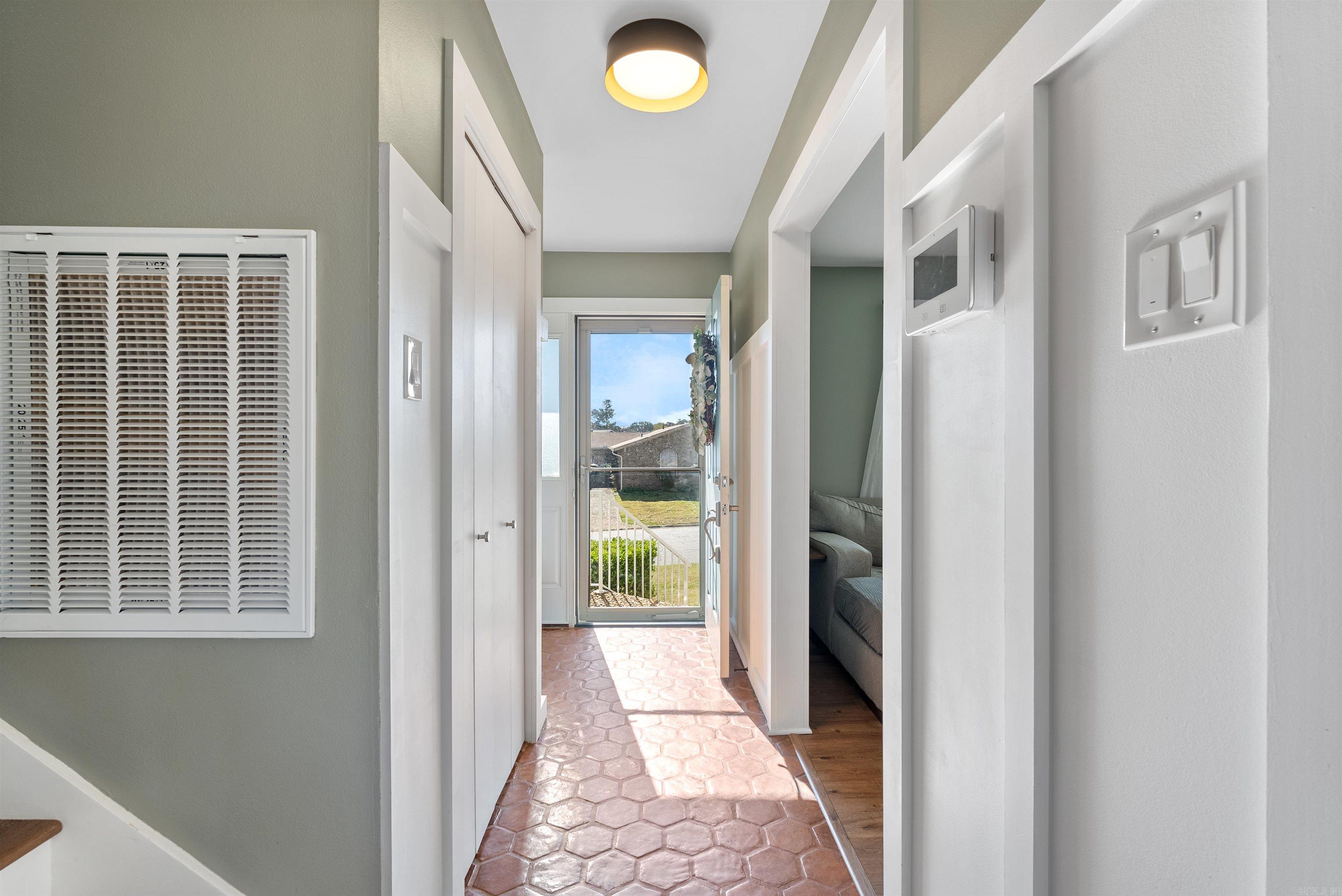 WALNUT VALLEY - Residential