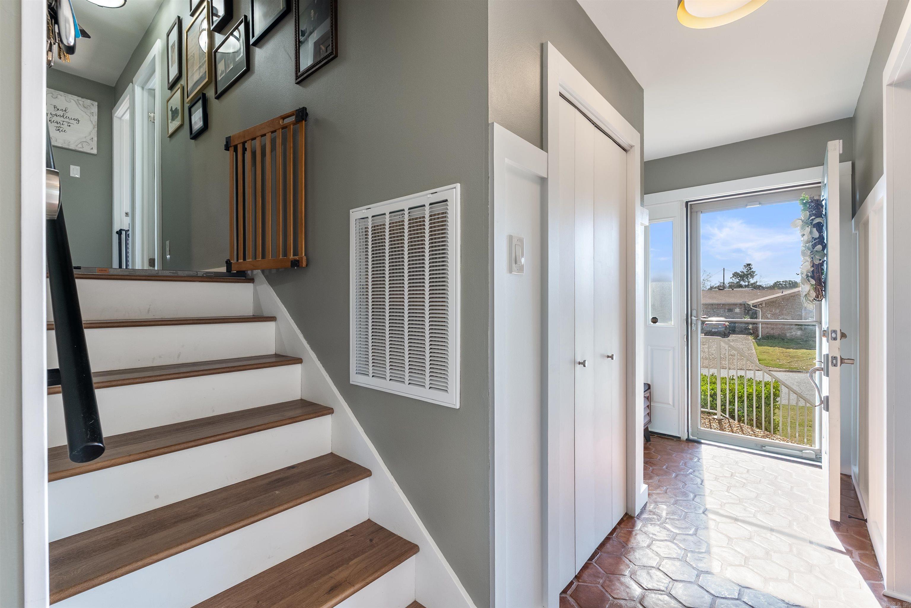 WALNUT VALLEY - Residential