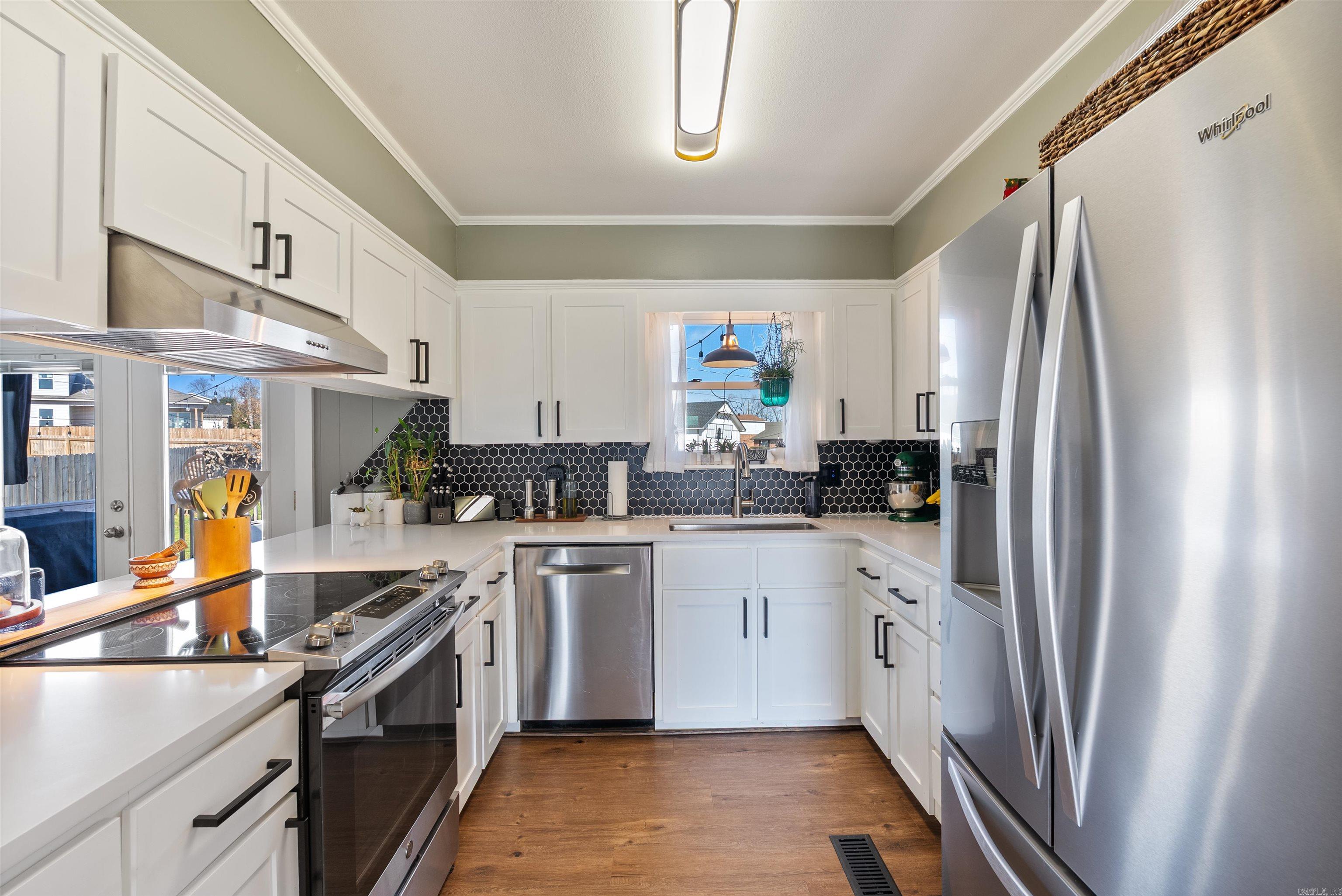 WALNUT VALLEY - Residential