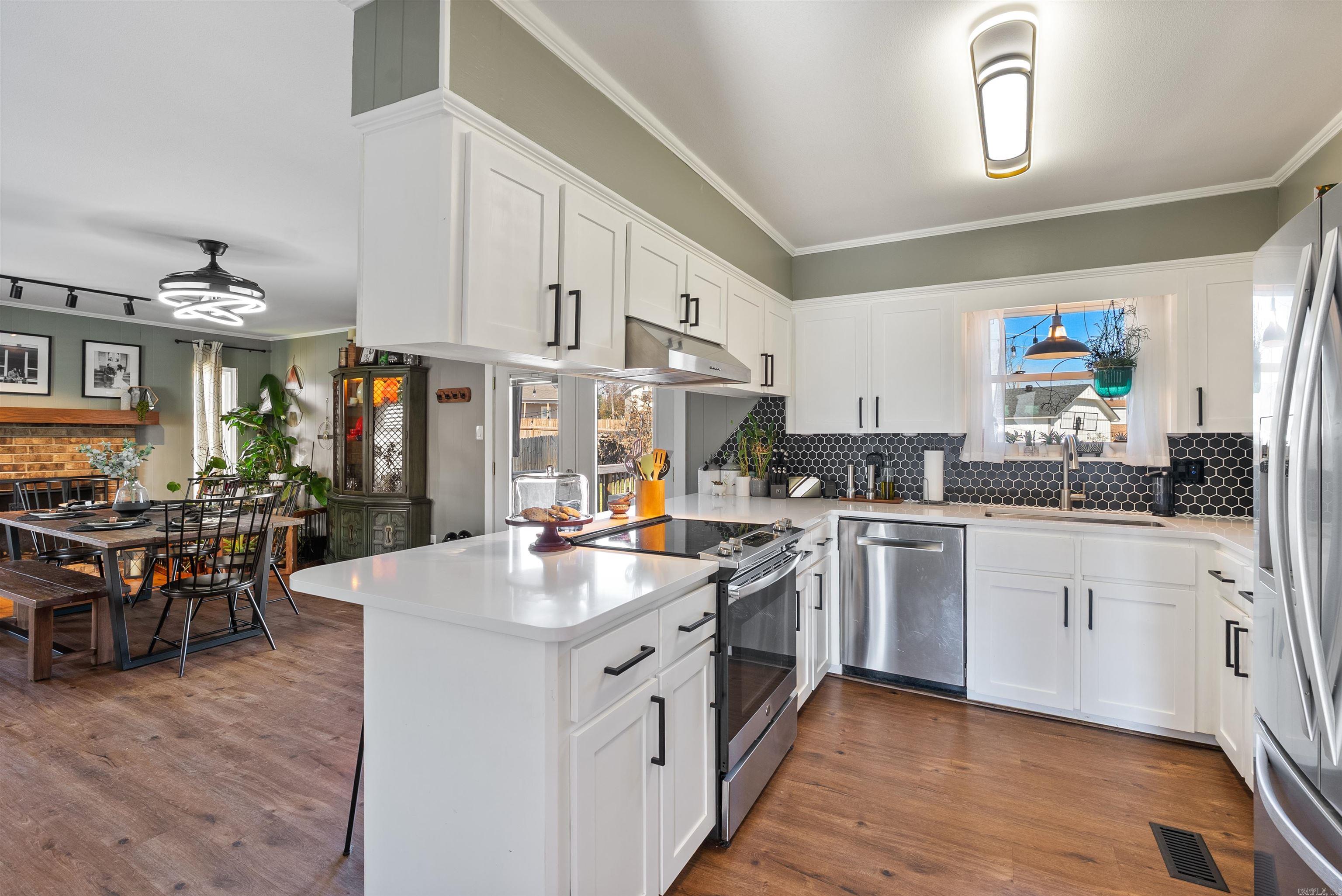 WALNUT VALLEY - Residential