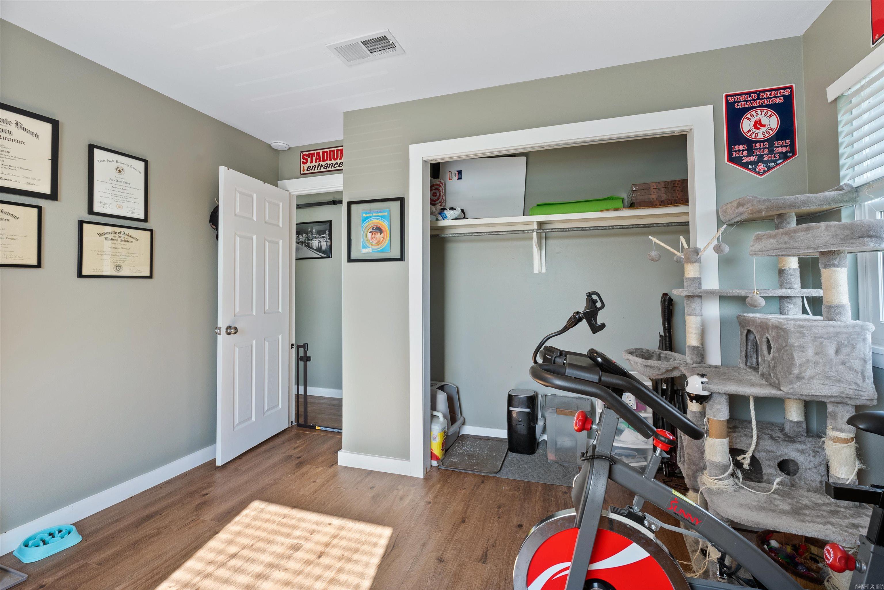 WALNUT VALLEY - Residential