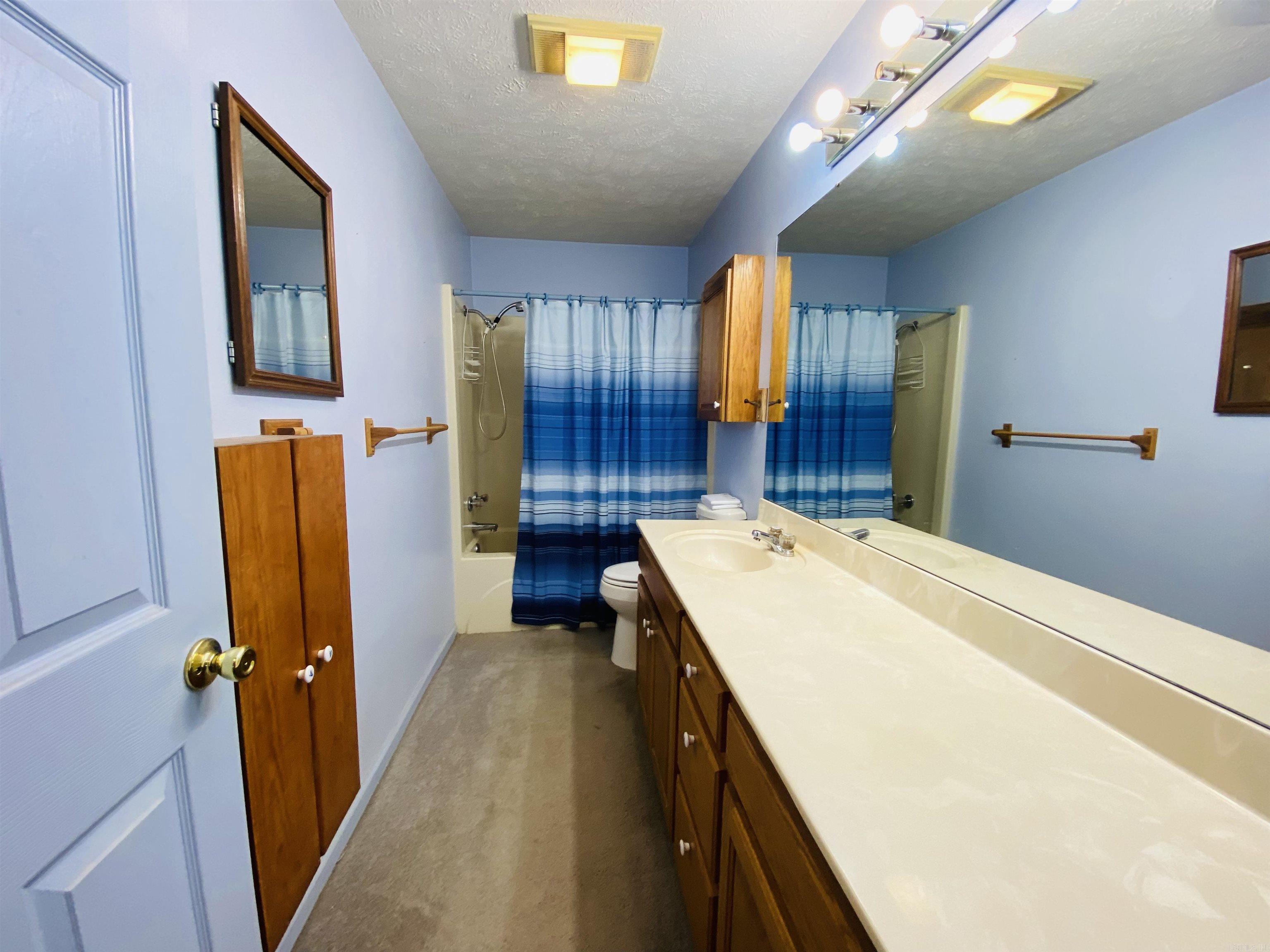 FAIROAKS - Residential