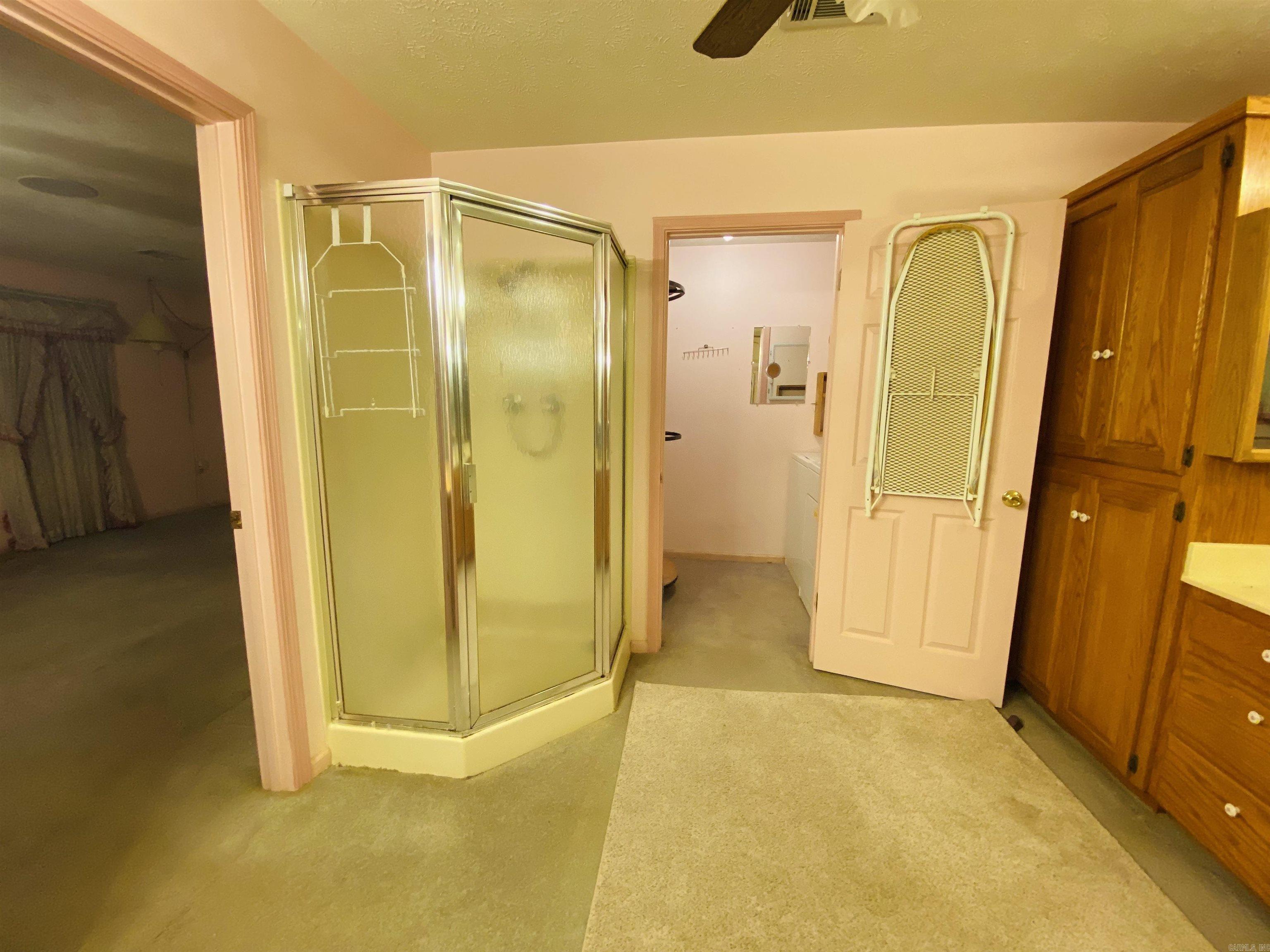 FAIROAKS - Residential