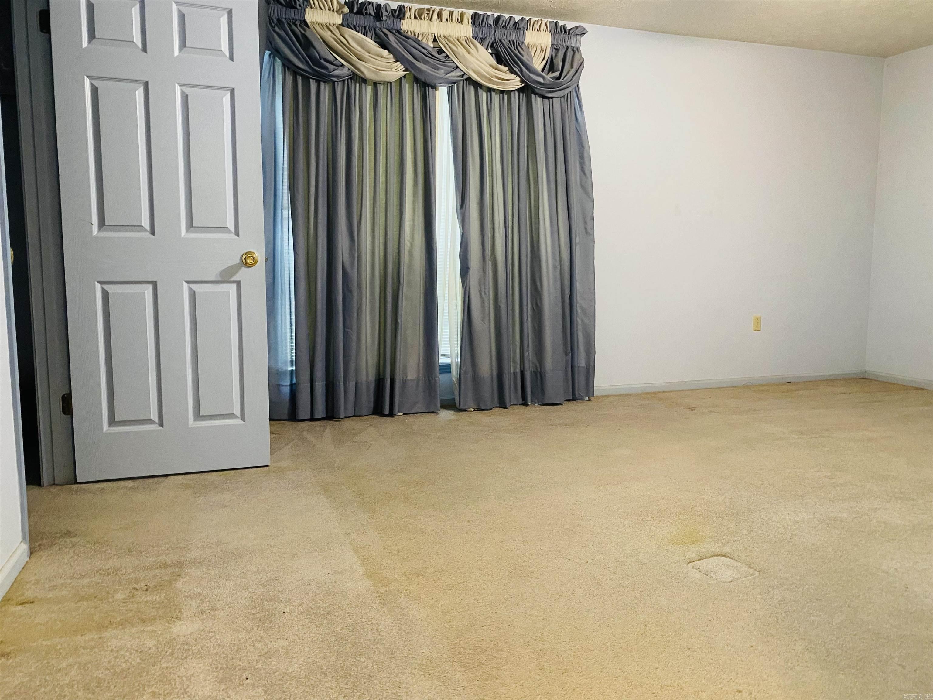 FAIROAKS - Residential