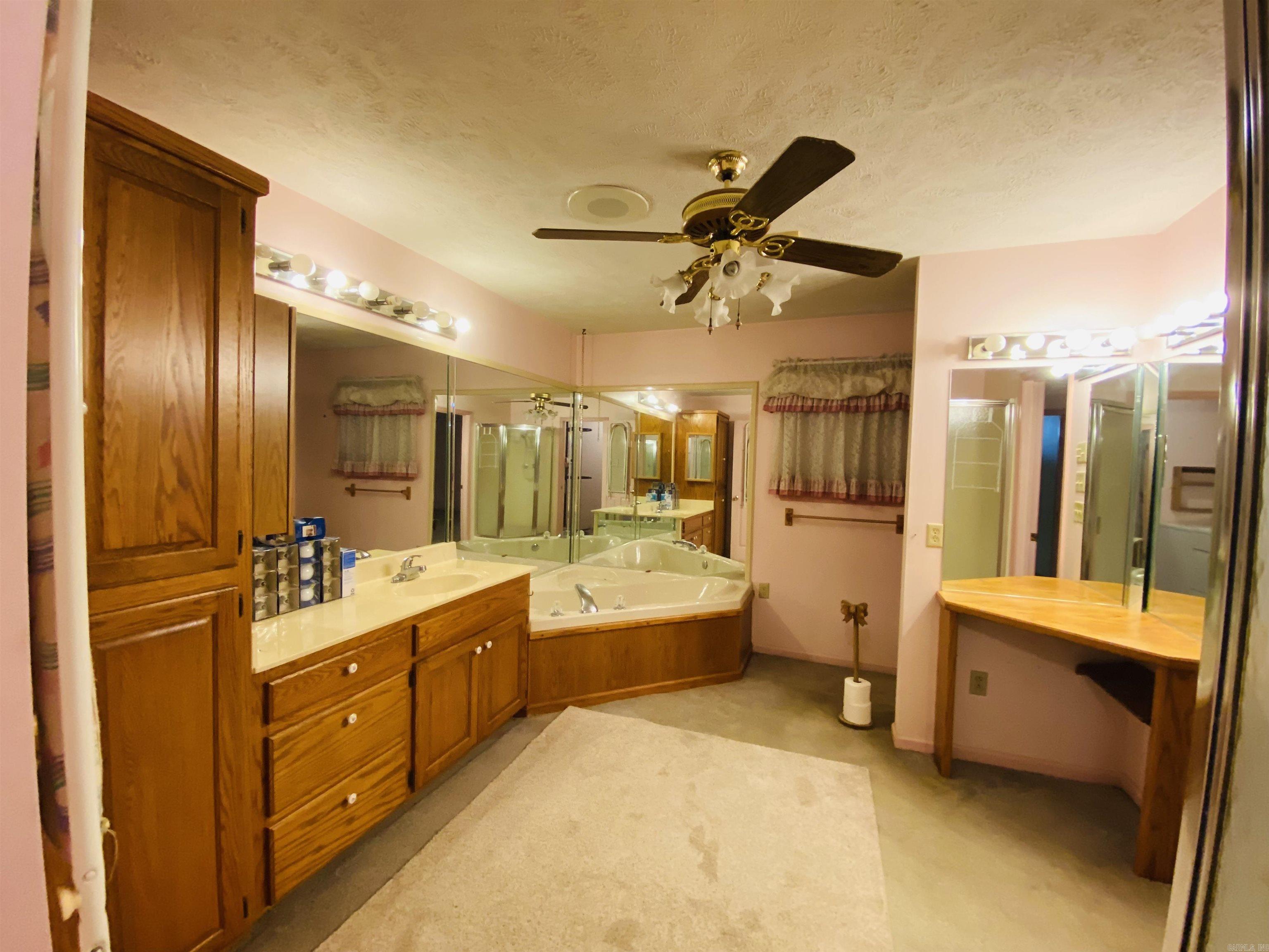 FAIROAKS - Residential