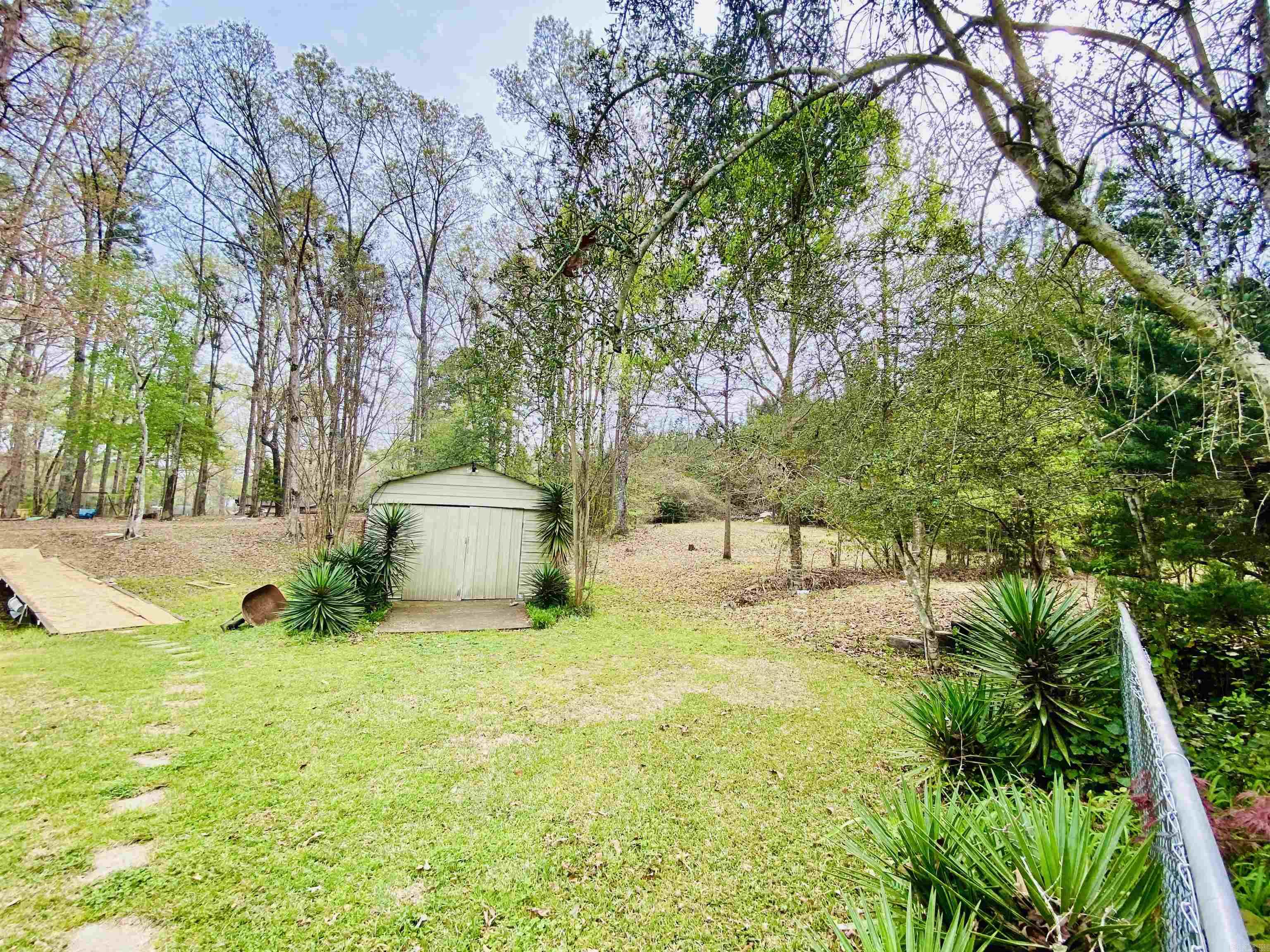 FAIROAKS - Residential