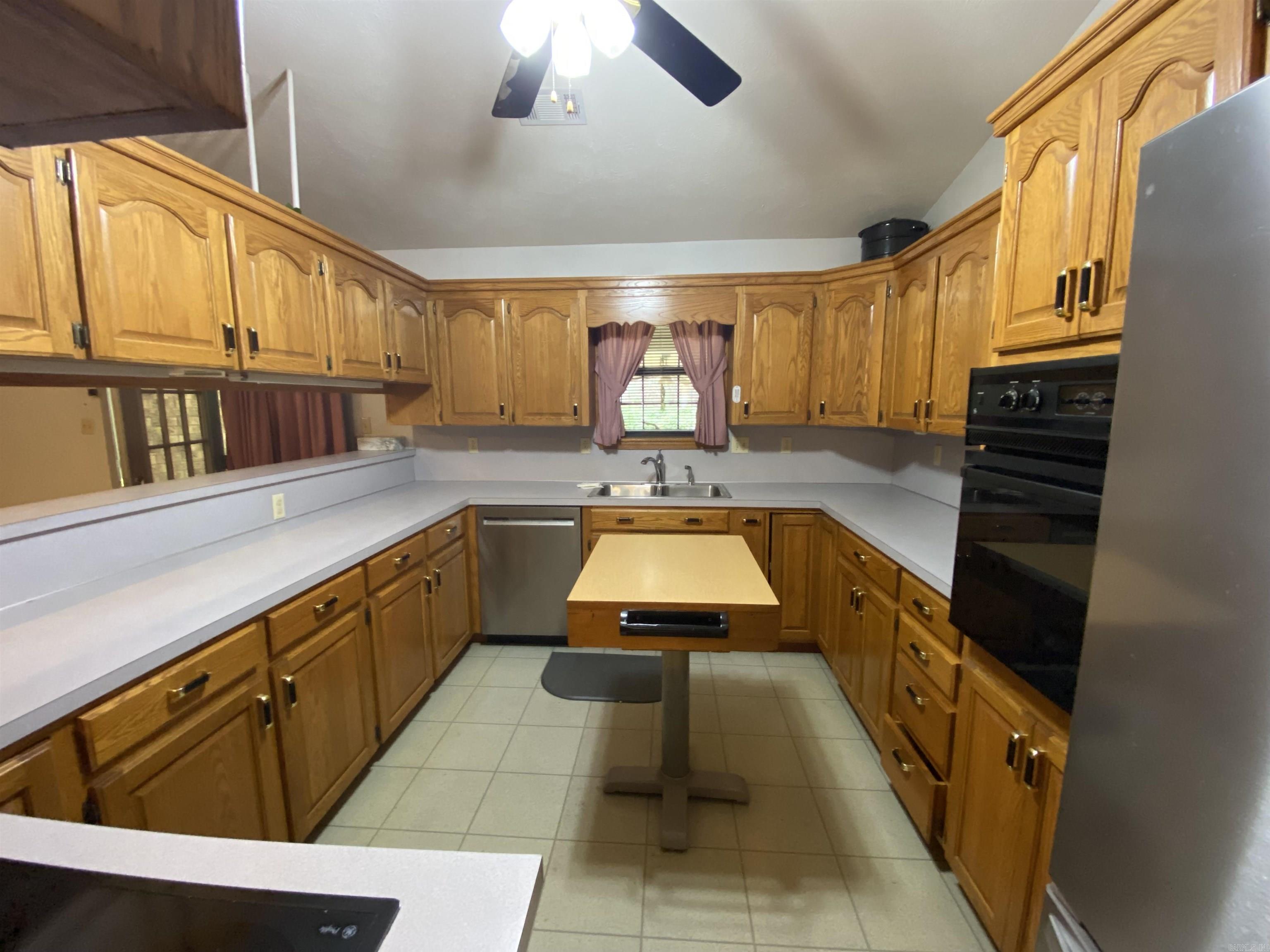 FAIROAKS - Residential