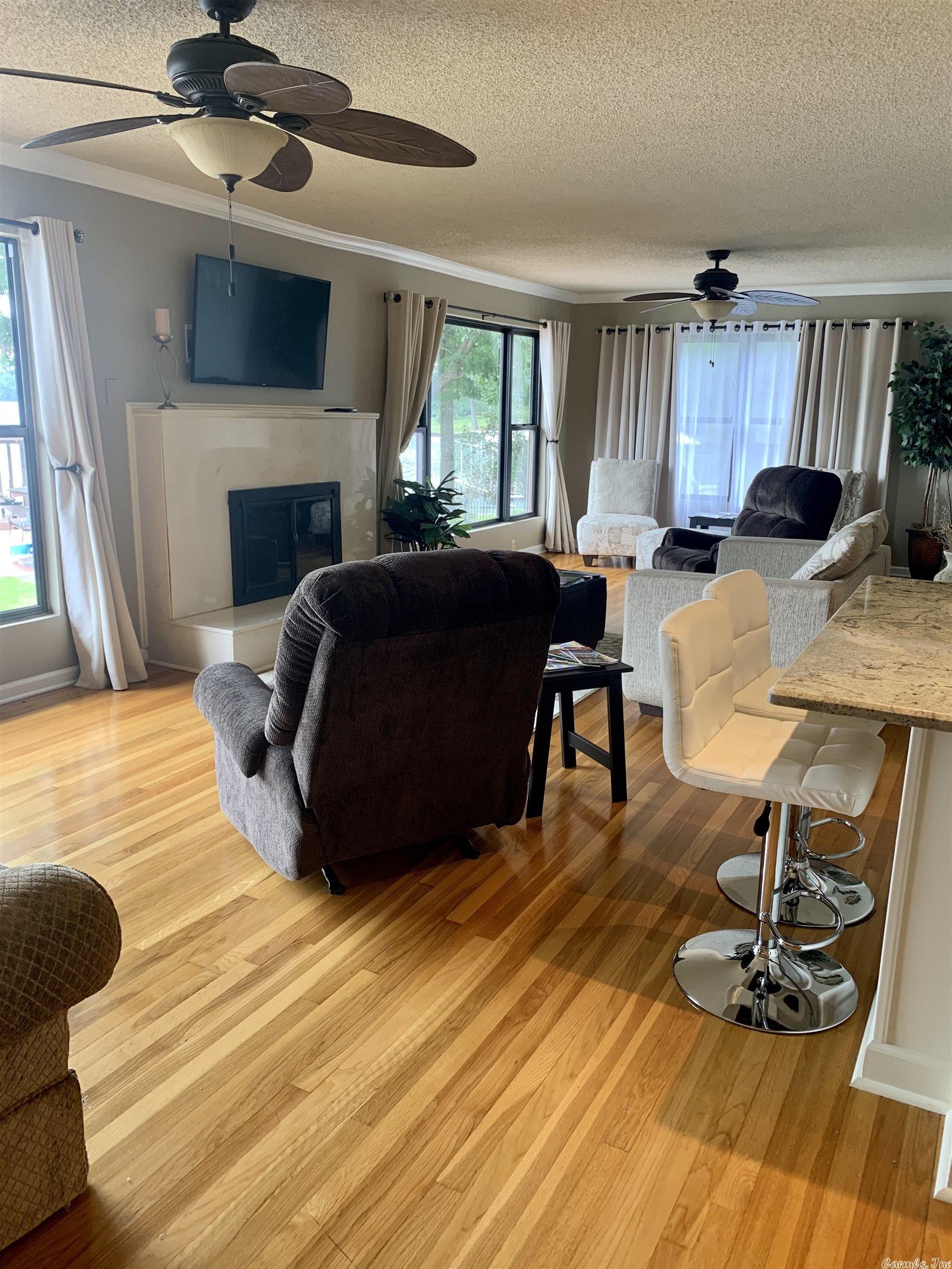 Carpenter CL - Residential