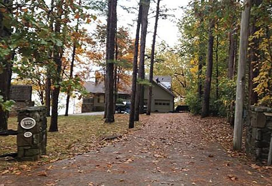 Beautiful Lake Front Move in ready, 4 BR, 4BA, on two levels with a total of 2665 sq ft, 790 on the top and 1875 on the bottom level. Sits on Lake Thunderbird in a quiet cove.