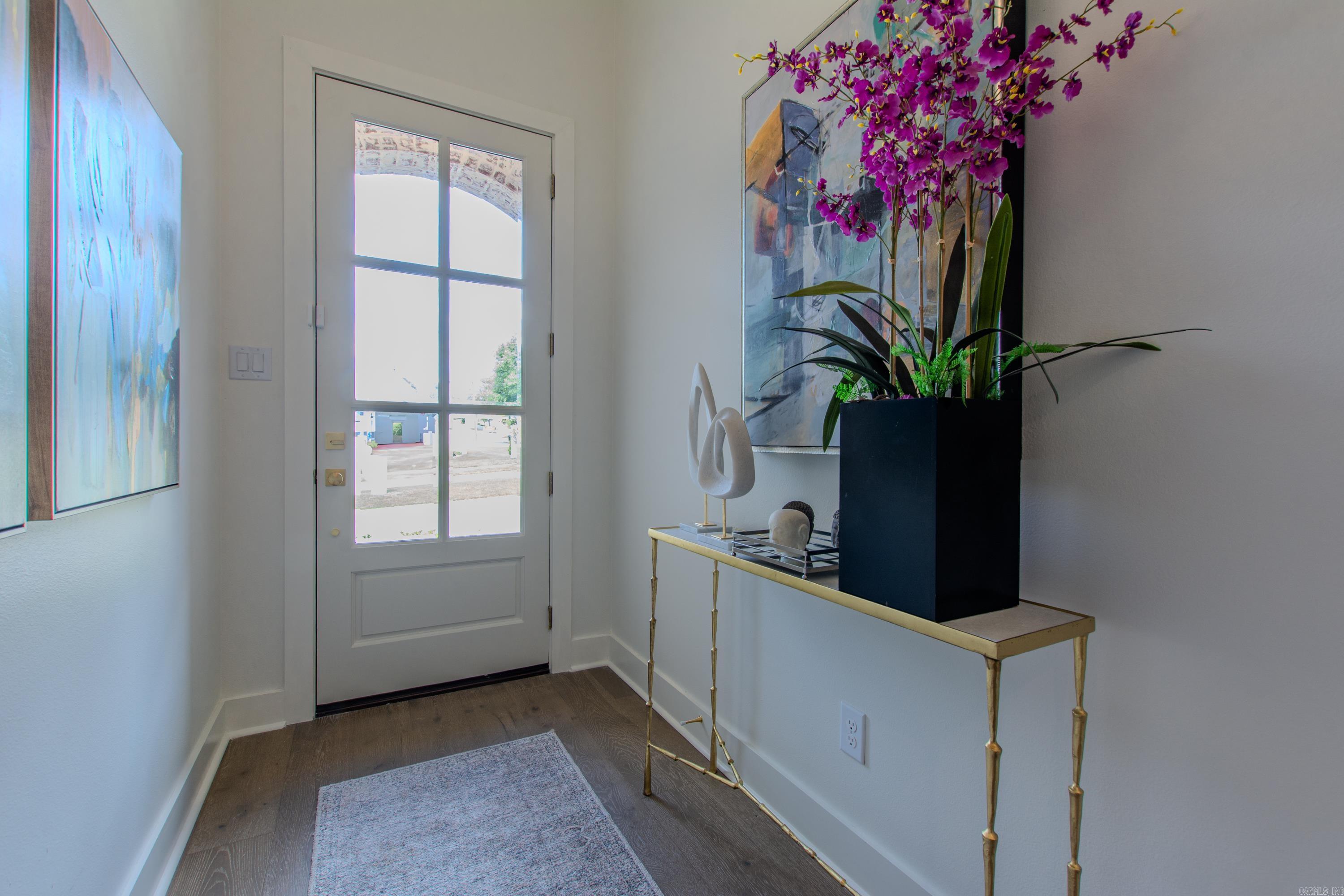 MERGERON COURT - Residential