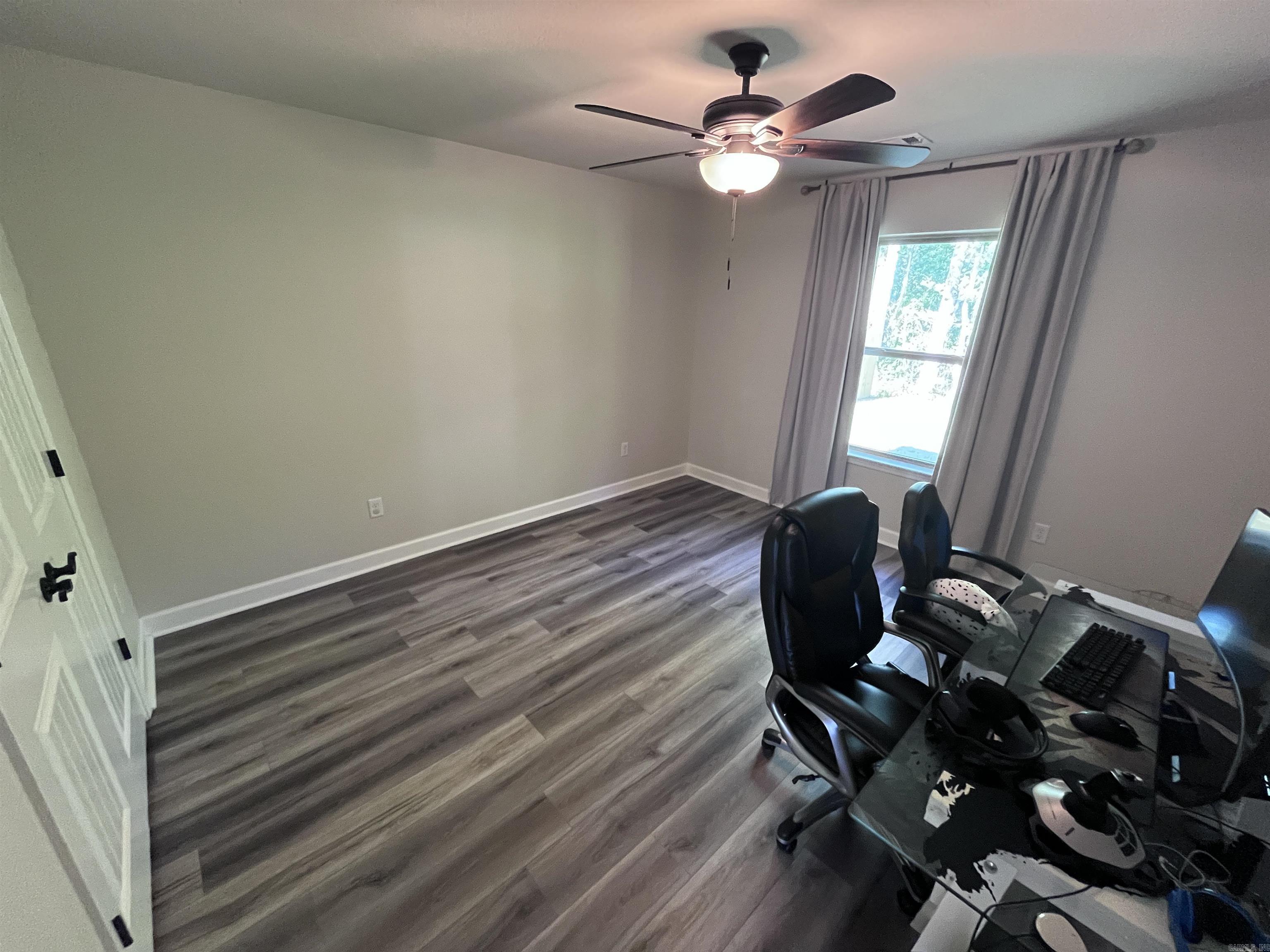 AUTUMN BROOKE - Residential Lease