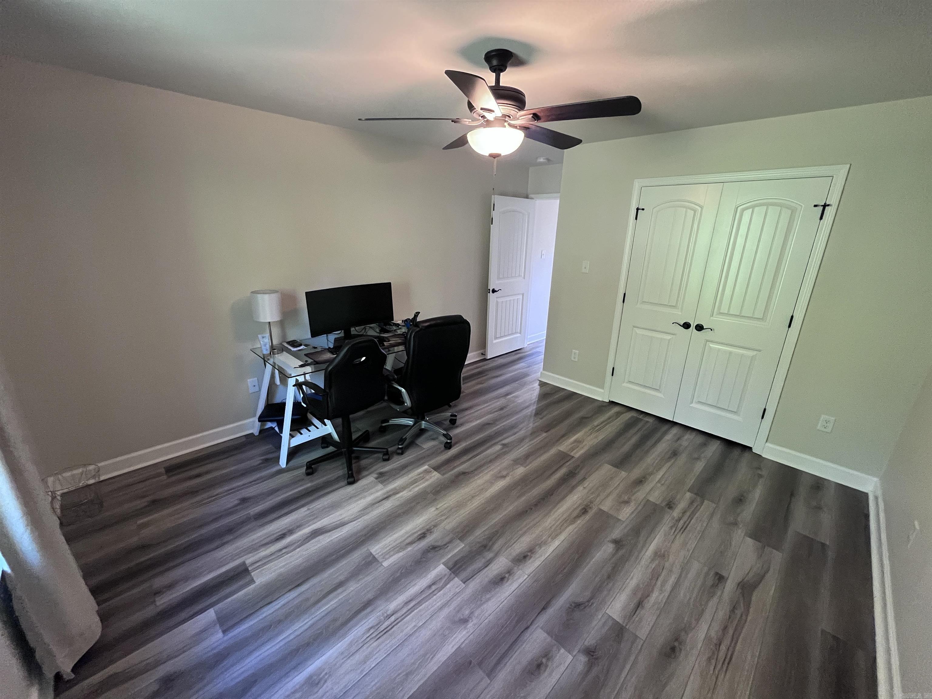 AUTUMN BROOKE - Residential Lease