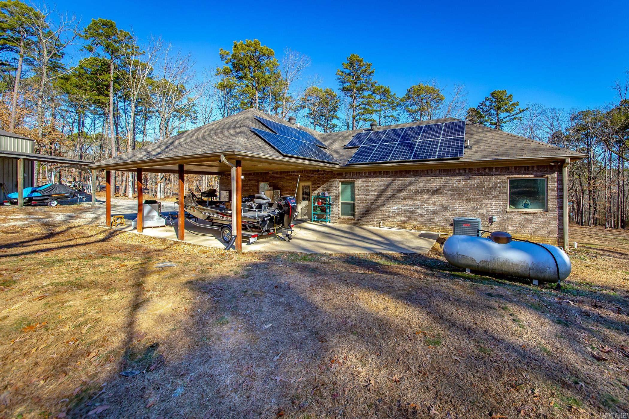 SILVER SHORES - Residential