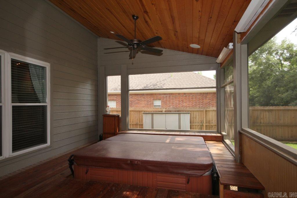 CHENAL VALLEY ABERDEEN - Residential