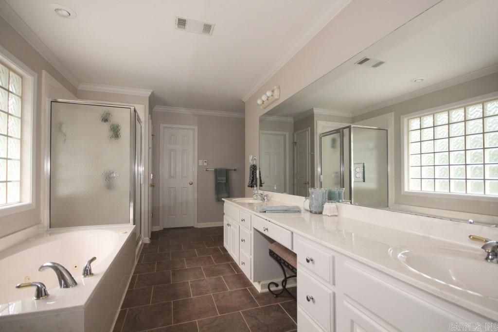 CHENAL VALLEY ABERDEEN - Residential