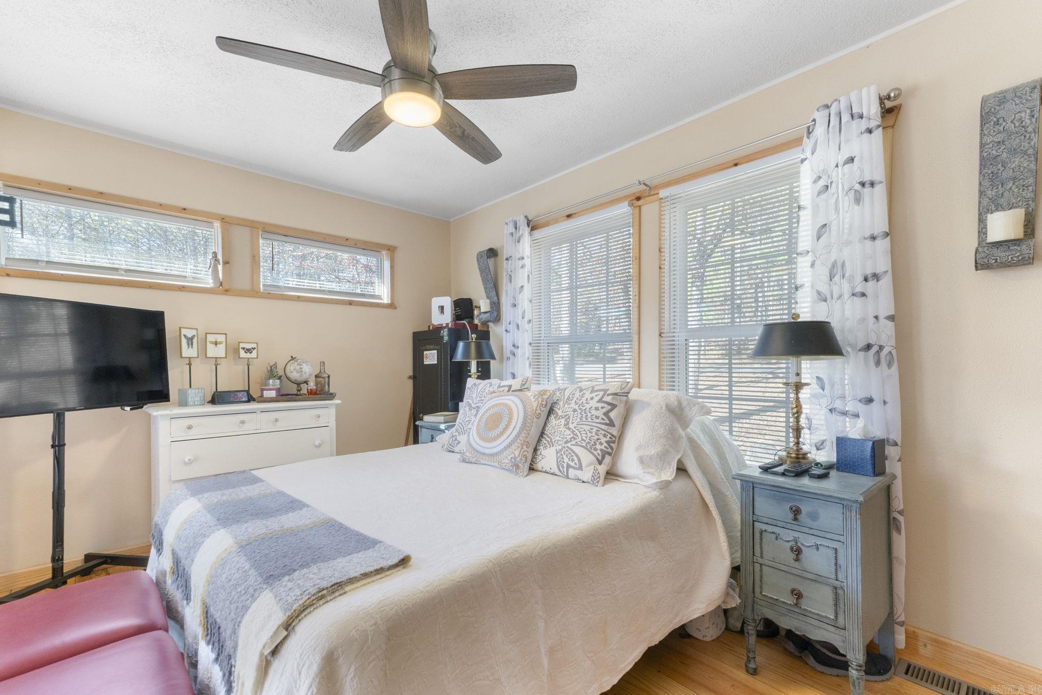 Lake View - Residential Lease