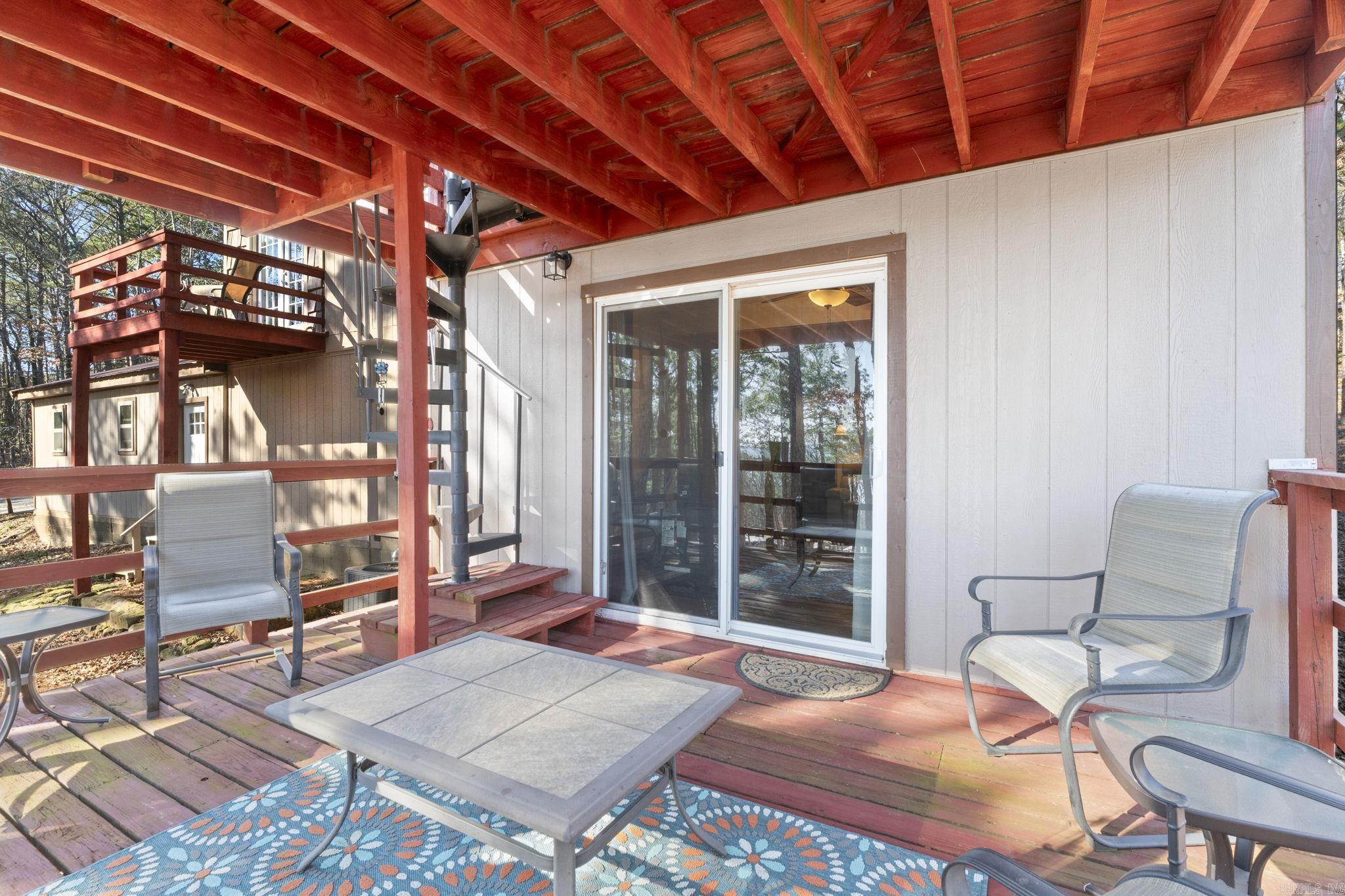 Lake View - Residential Lease