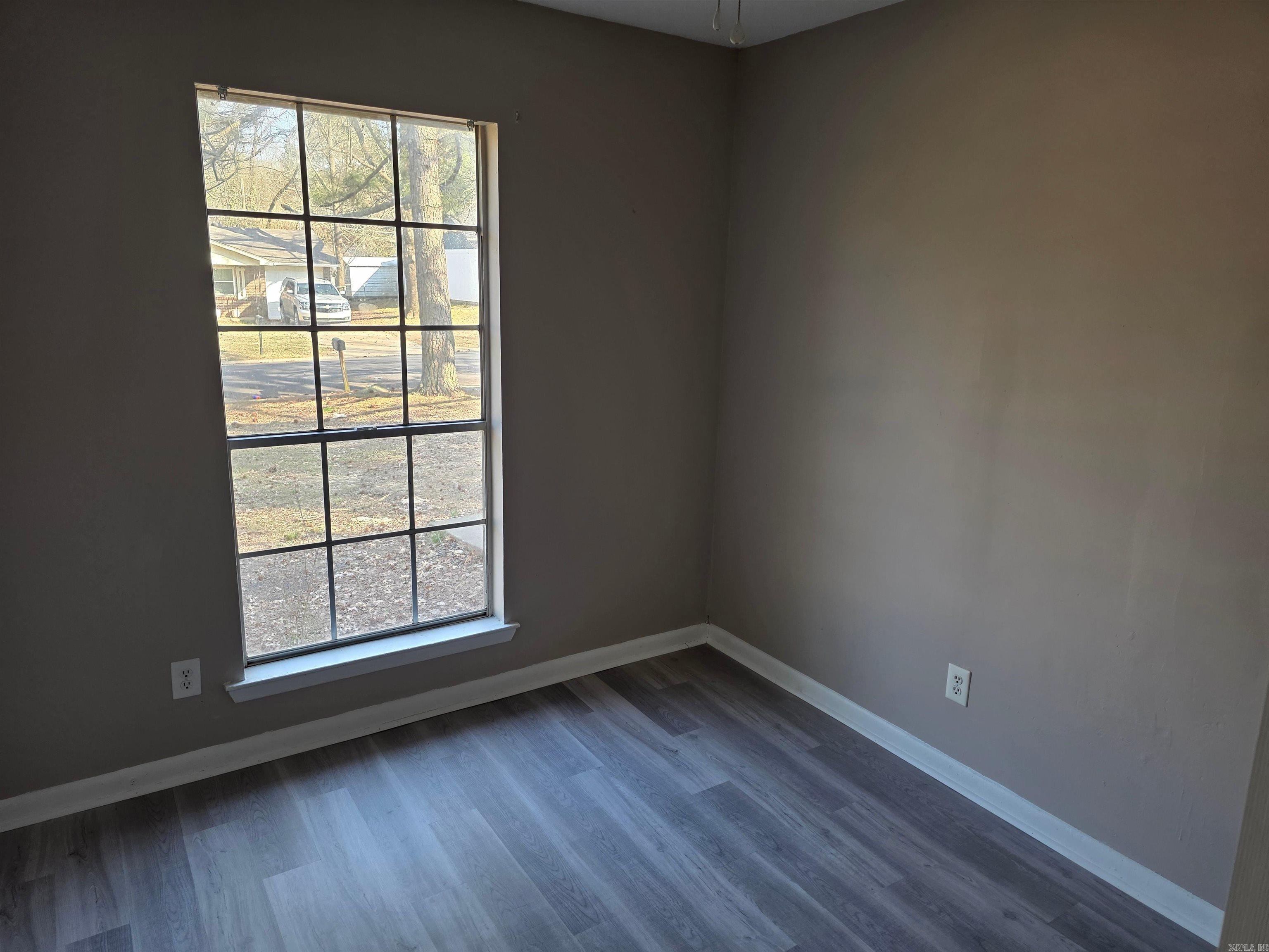 BRIARFIELD - Residential