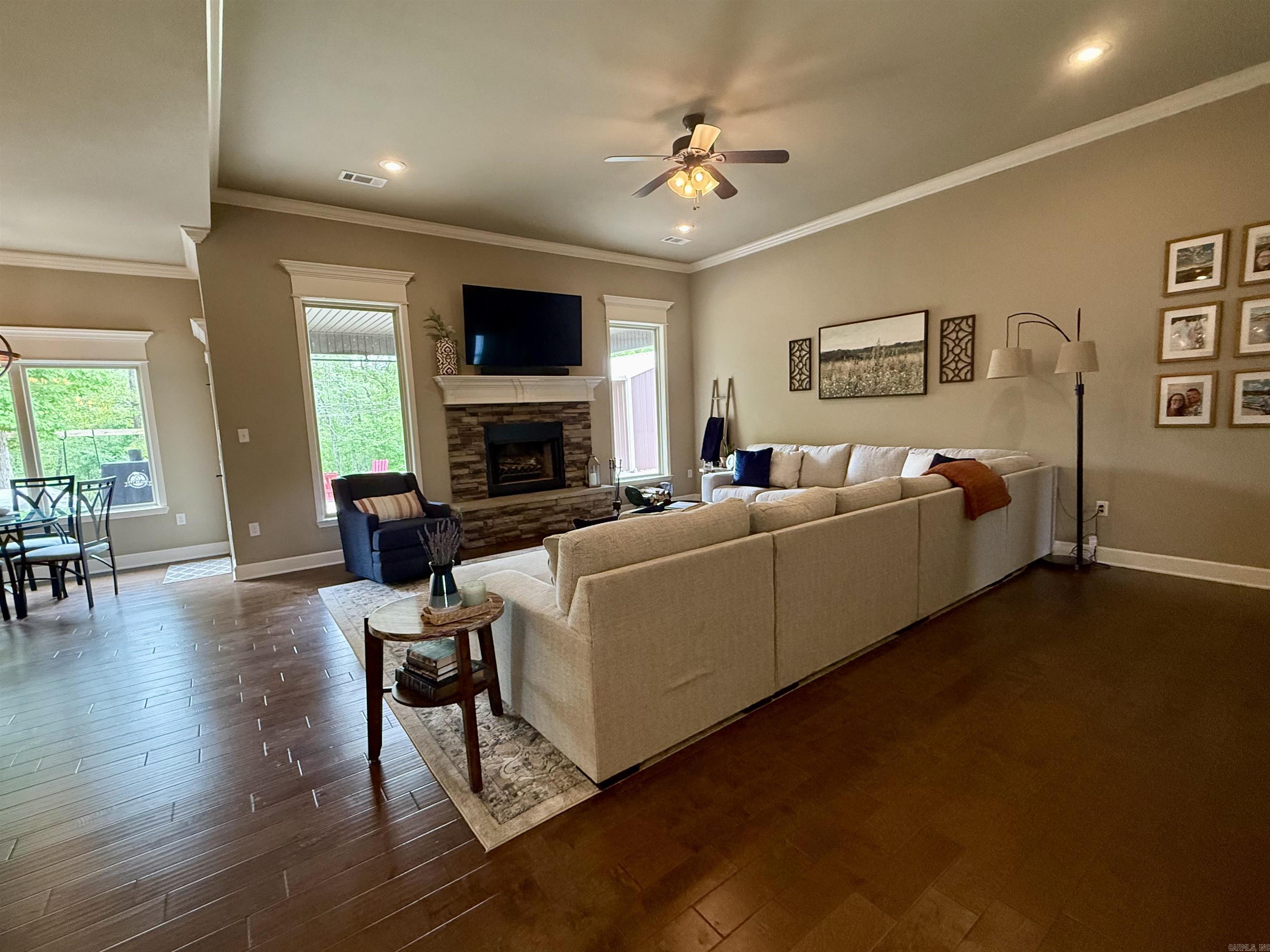 SPRINGDALE ESTATES - Residential