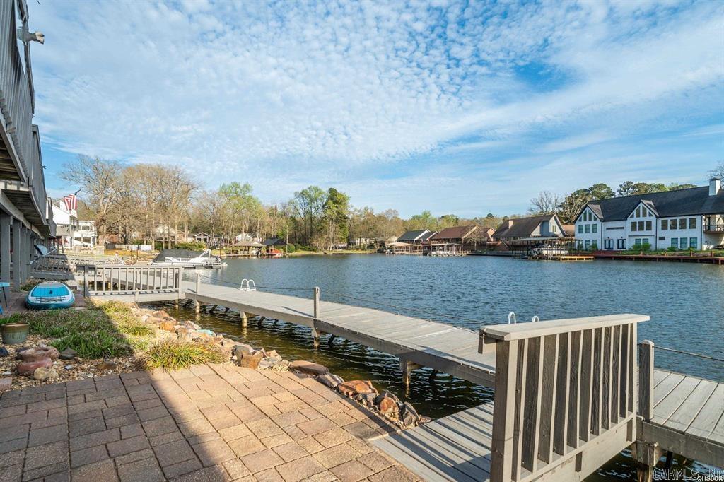 BAYSHORE TOWNHOMES - Residential