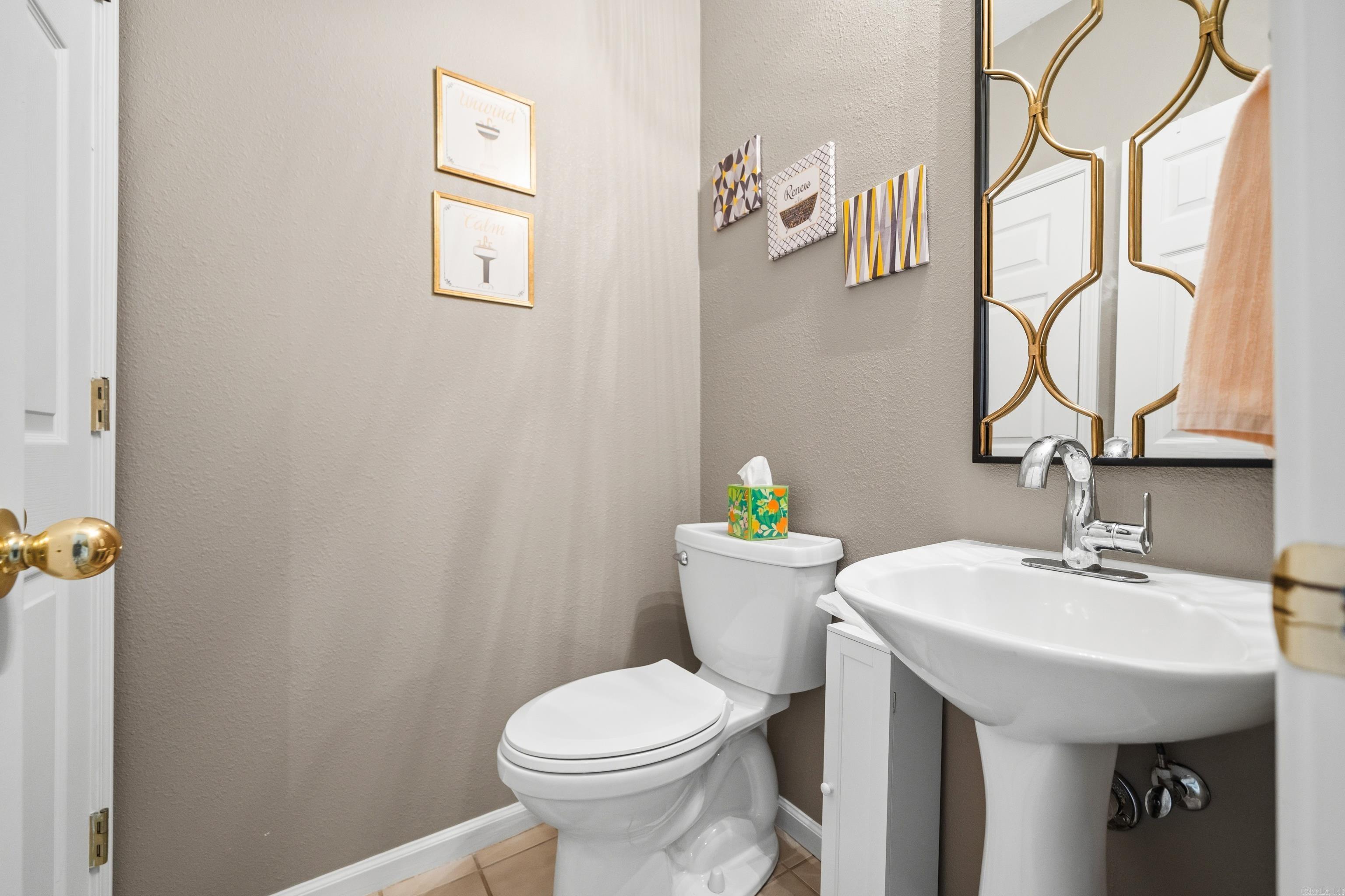 BAYSHORE TOWNHOMES - Residential