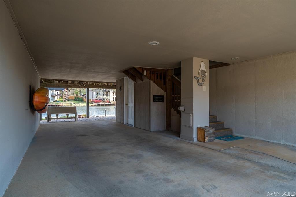 BAYSHORE TOWNHOMES - Residential