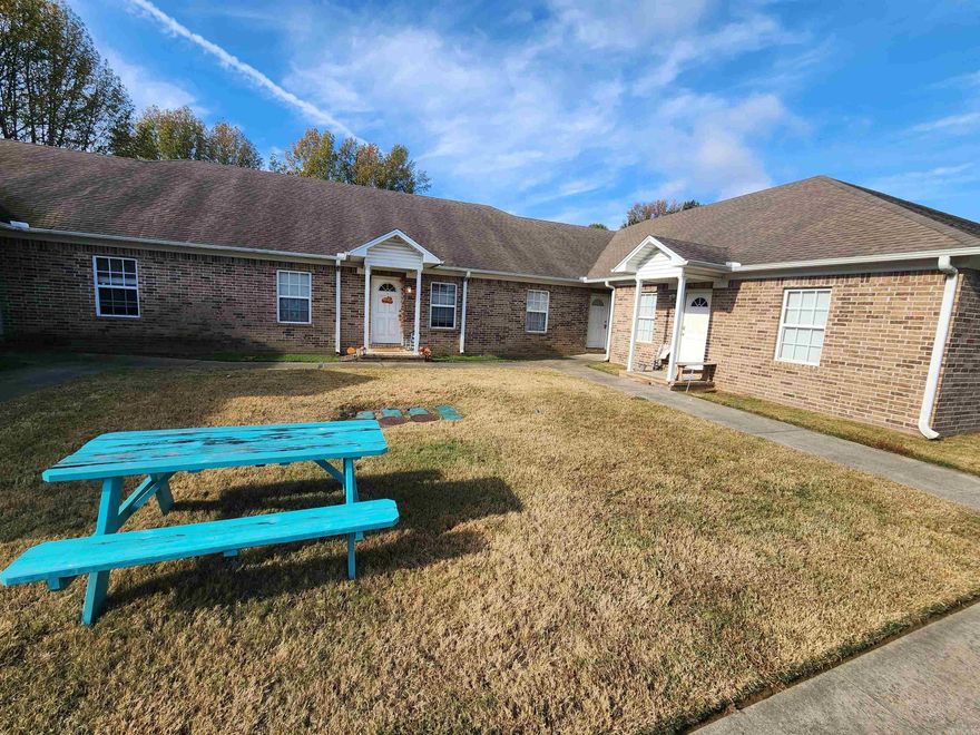 This apartment is a 2 bedroom, 2 bath that is in a quiet and friendly location.