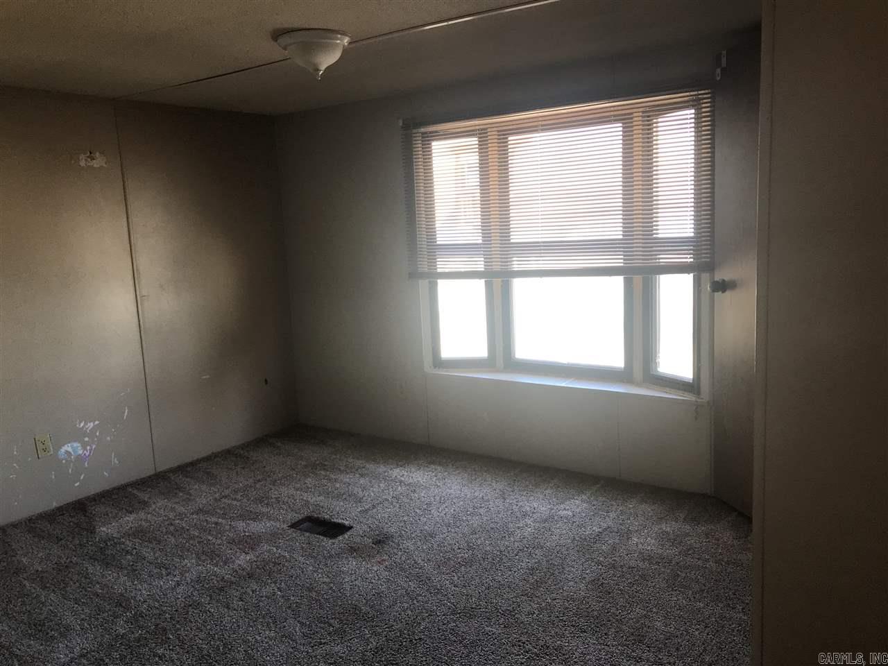 Metes & Bounds - Residential Lease