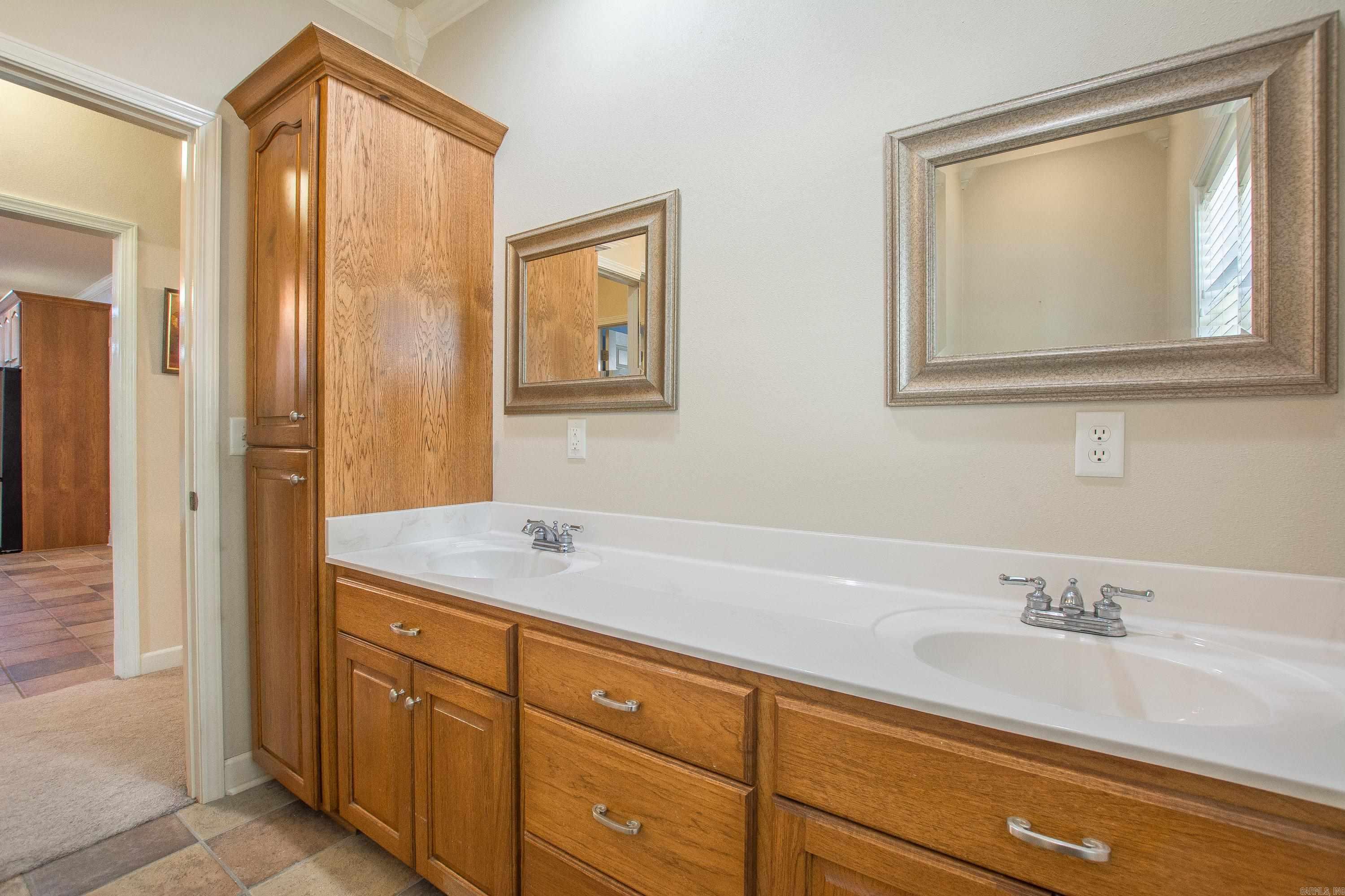 MAPLE CREEK FARMS - Residential