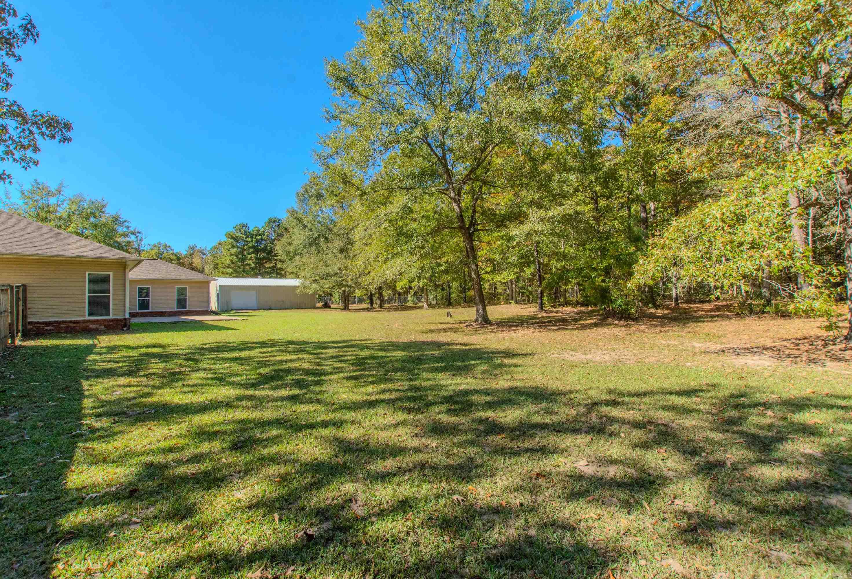 MAPLE CREEK FARMS - Residential