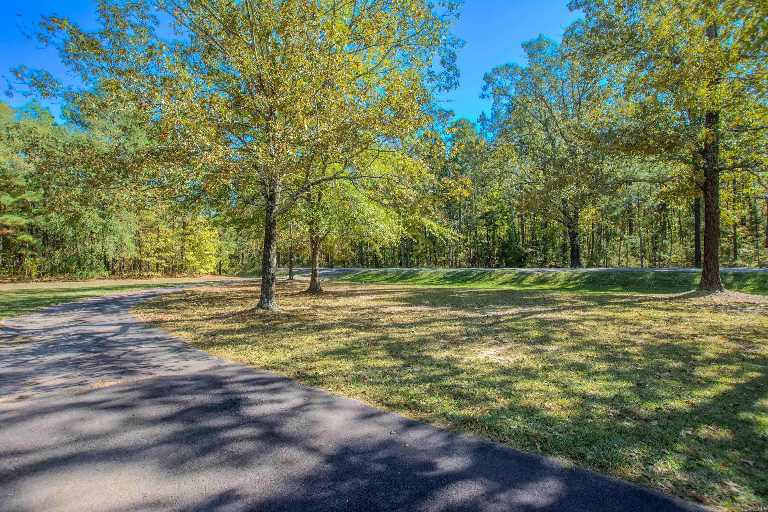 MAPLE CREEK FARMS - Residential