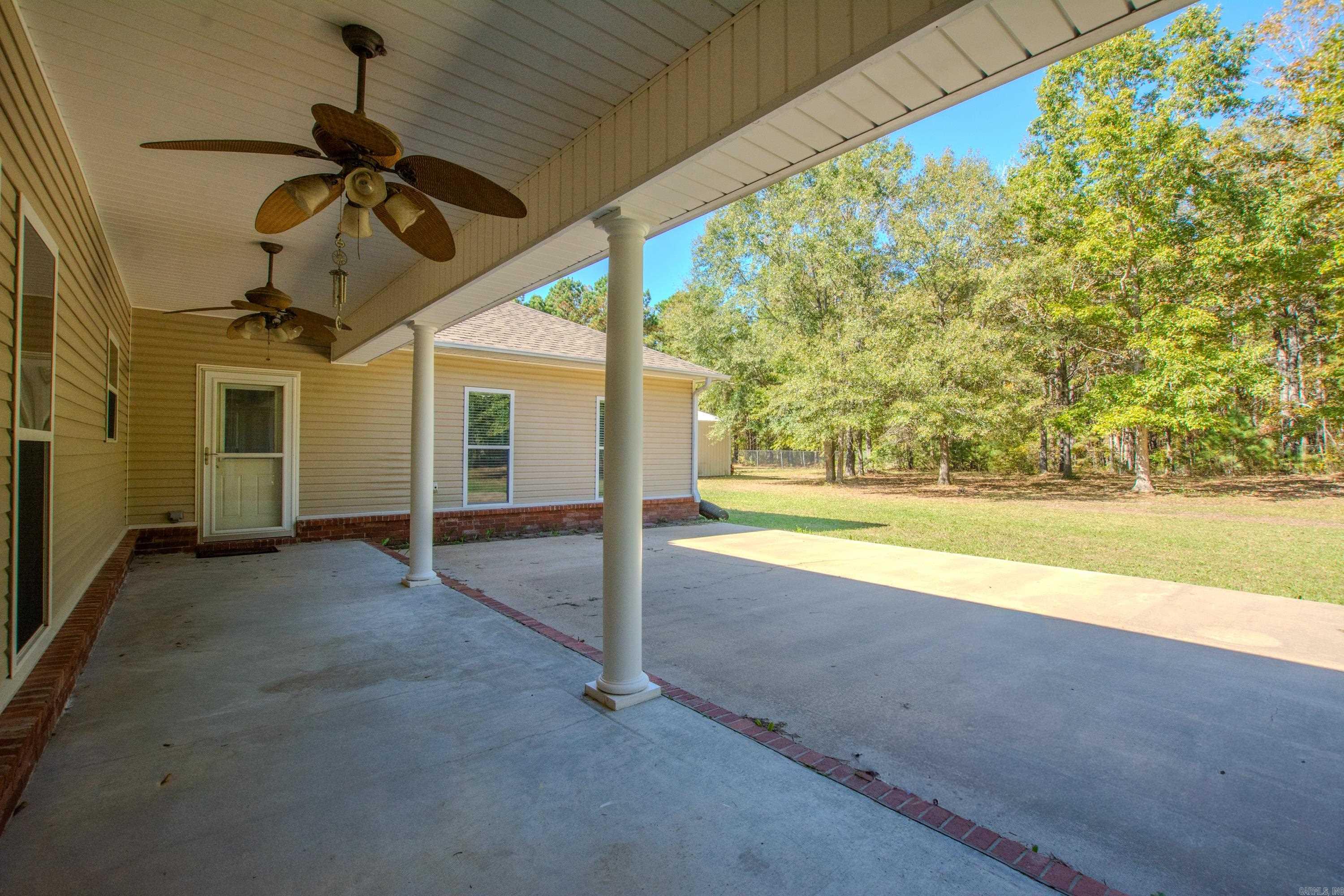 MAPLE CREEK FARMS - Residential