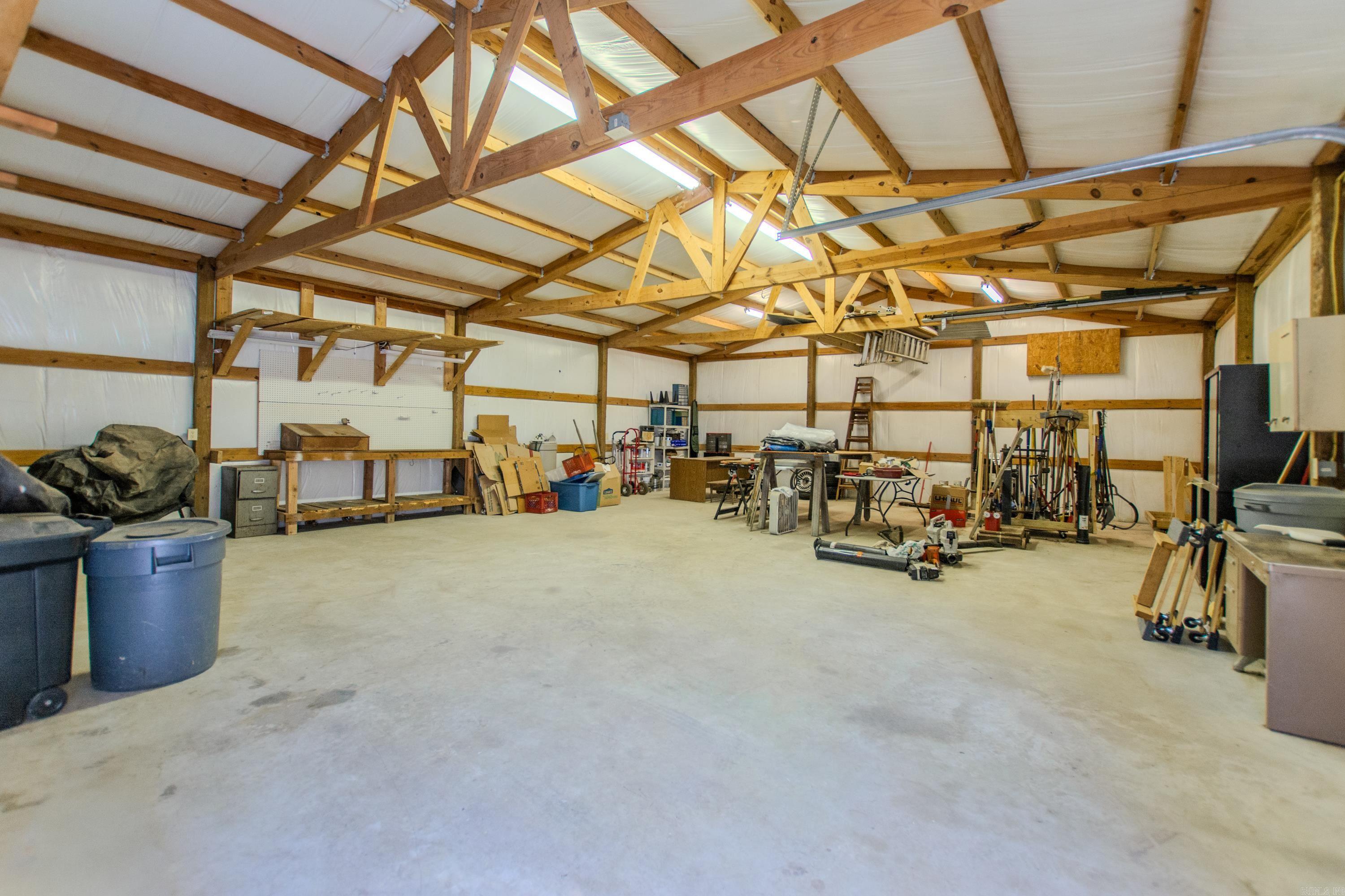 MAPLE CREEK FARMS - Residential