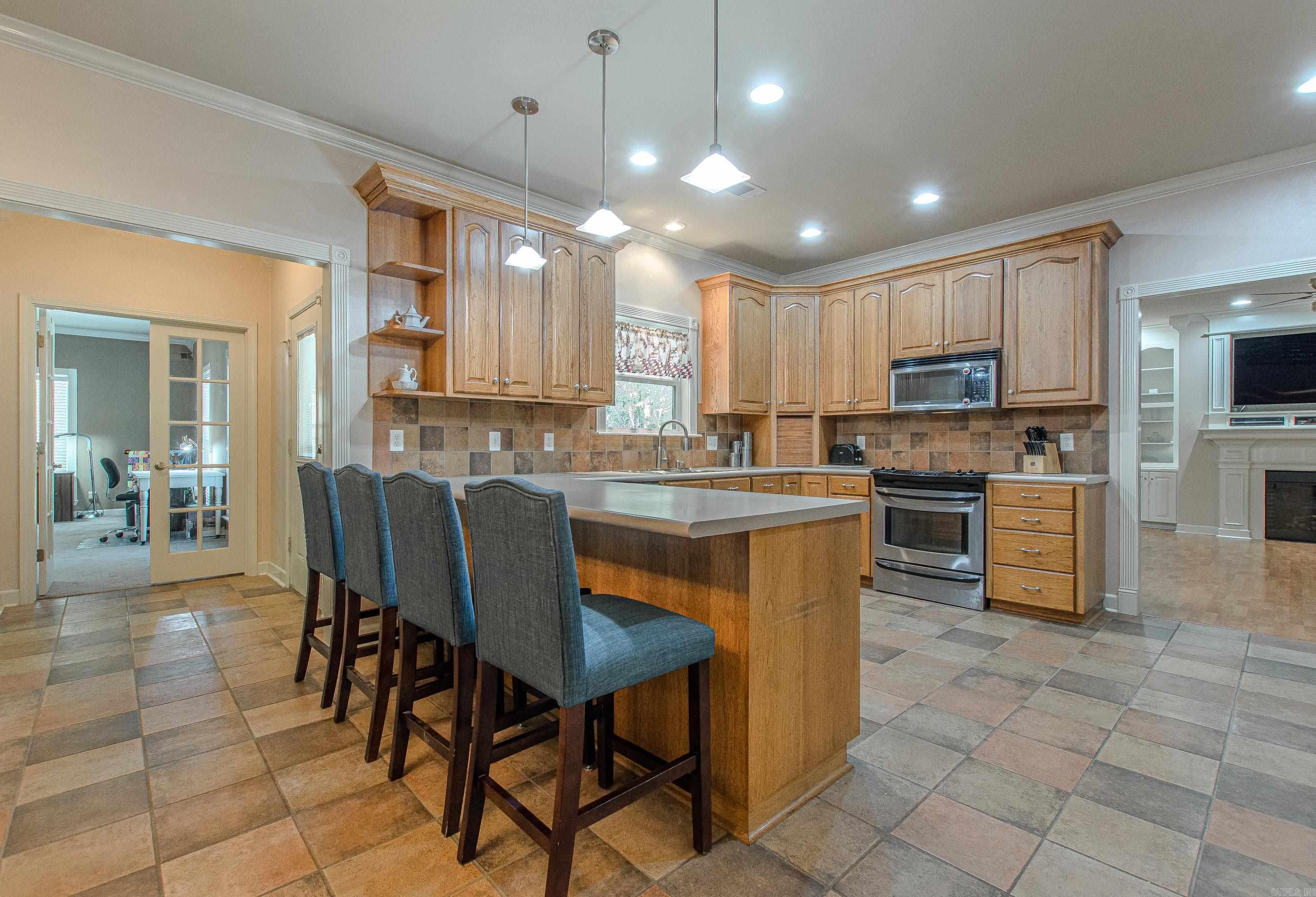 MAPLE CREEK FARMS - Residential